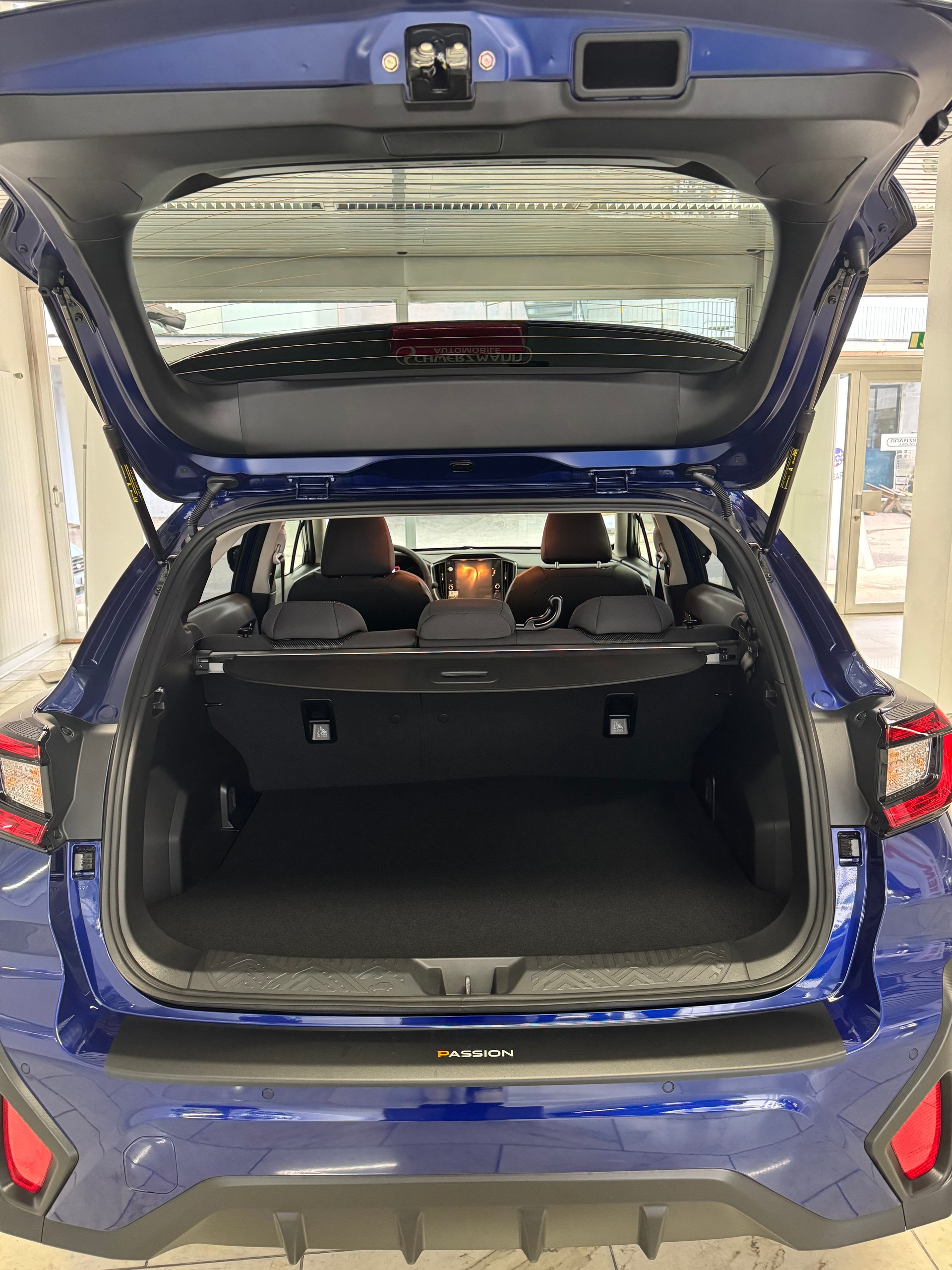 SUBARU Crosstrek 2.0 e-Boxer Passion AWD Lineartronic-image-4