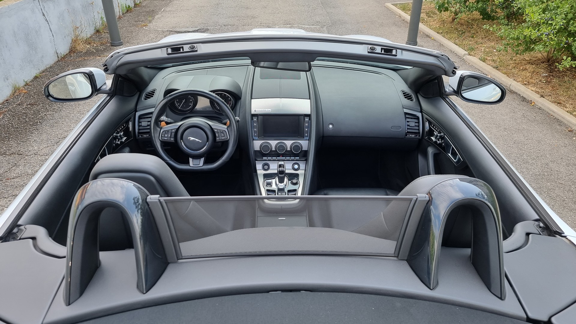 JAGUAR F-Type Convertible 3.0 V6 S/C-image-6