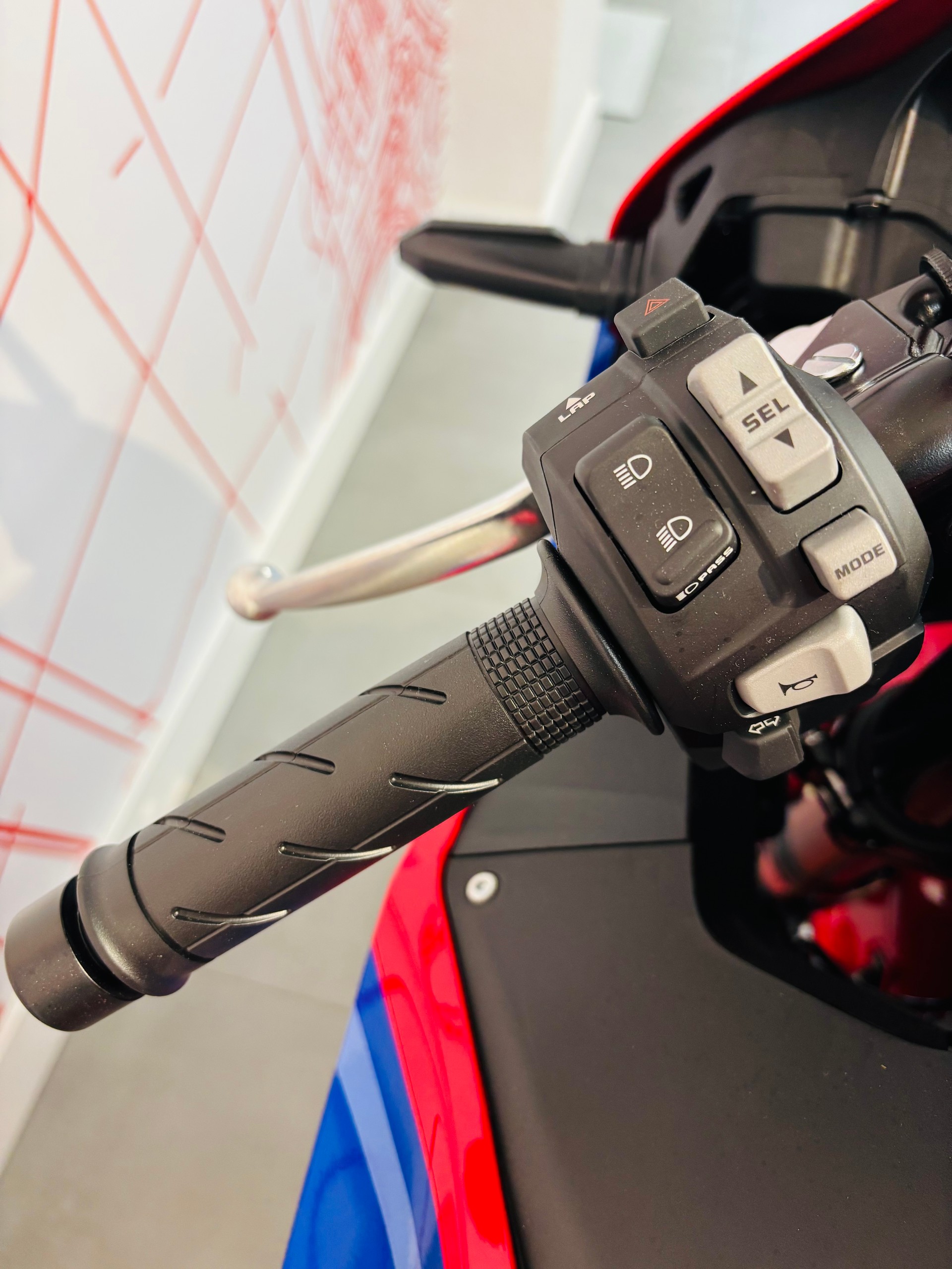 HONDA CBR 600 RR-image-11