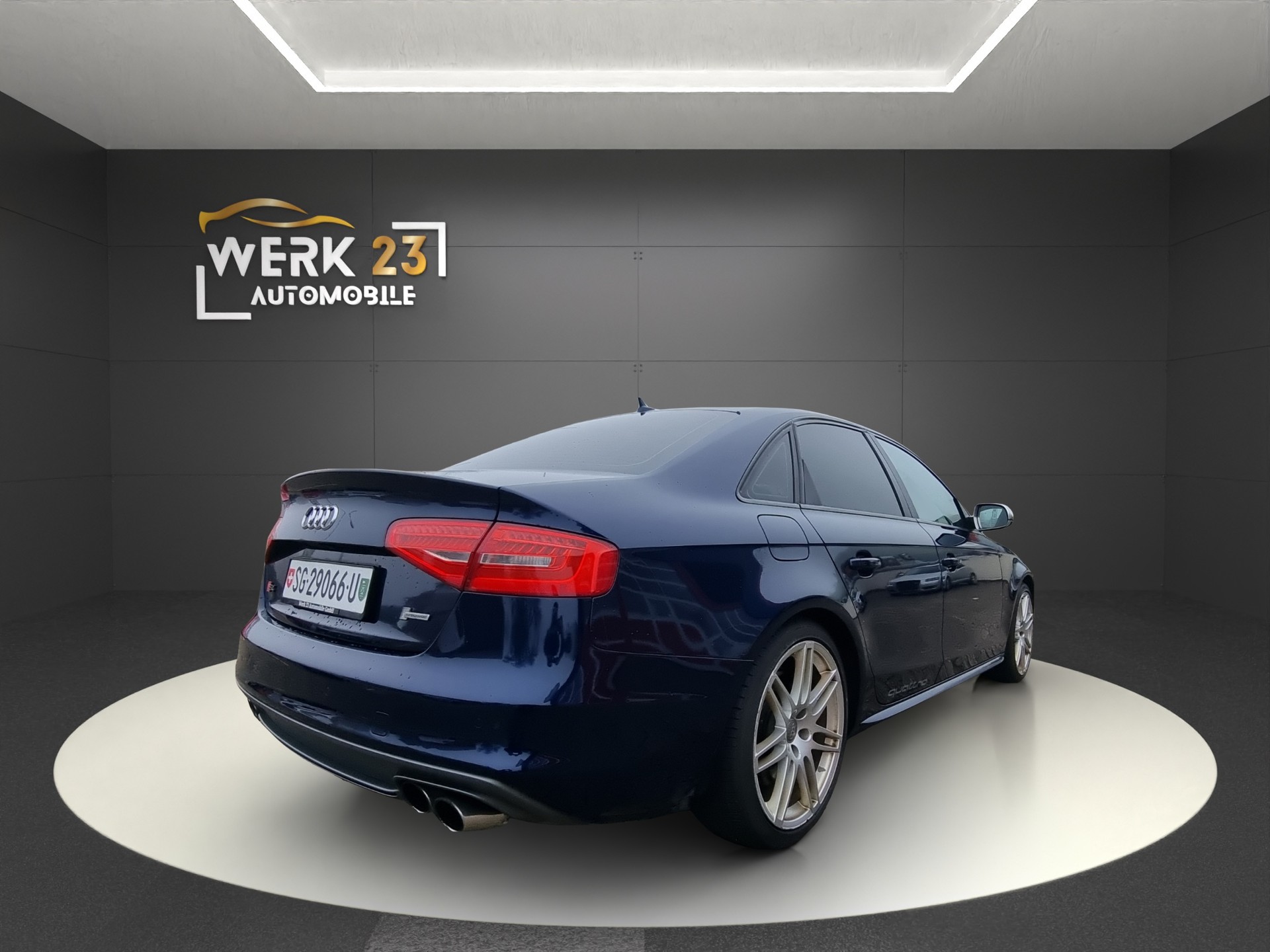 AUDI S4-image-5