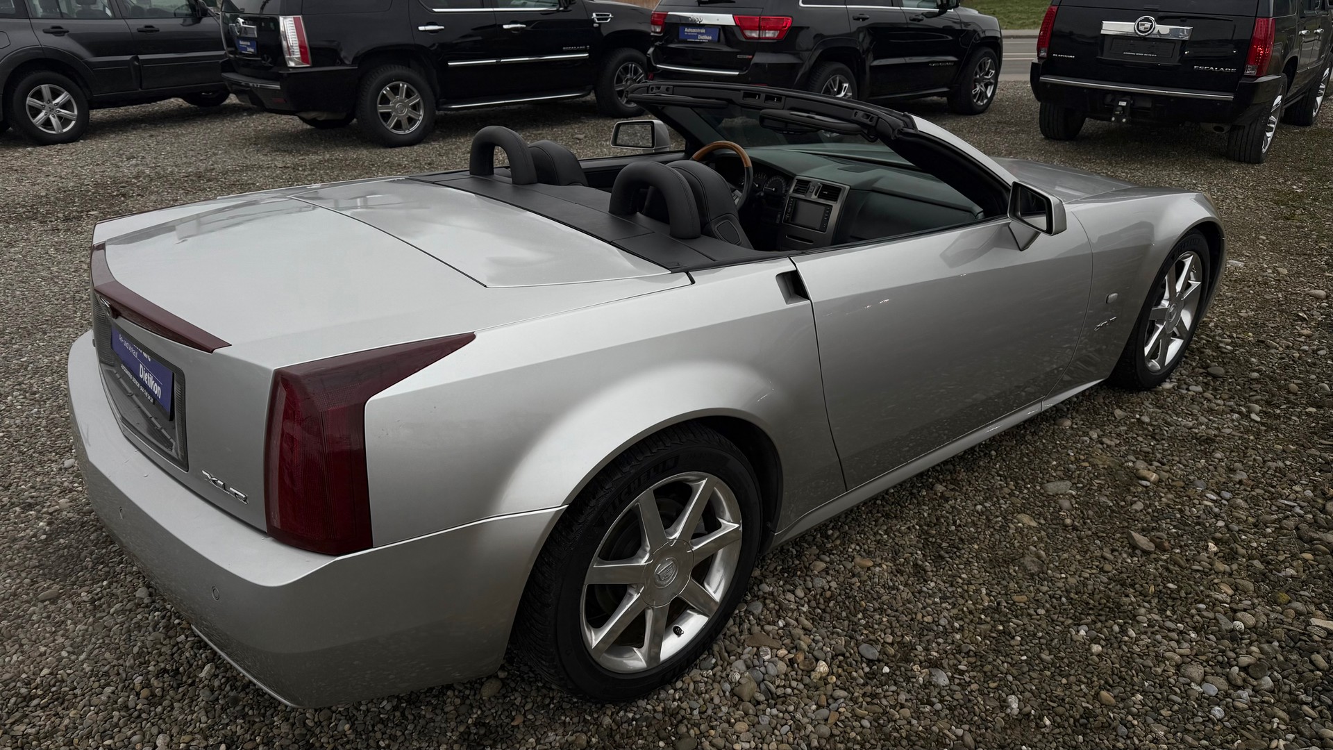 CADILLAC XLR 4.6 32V-image-17