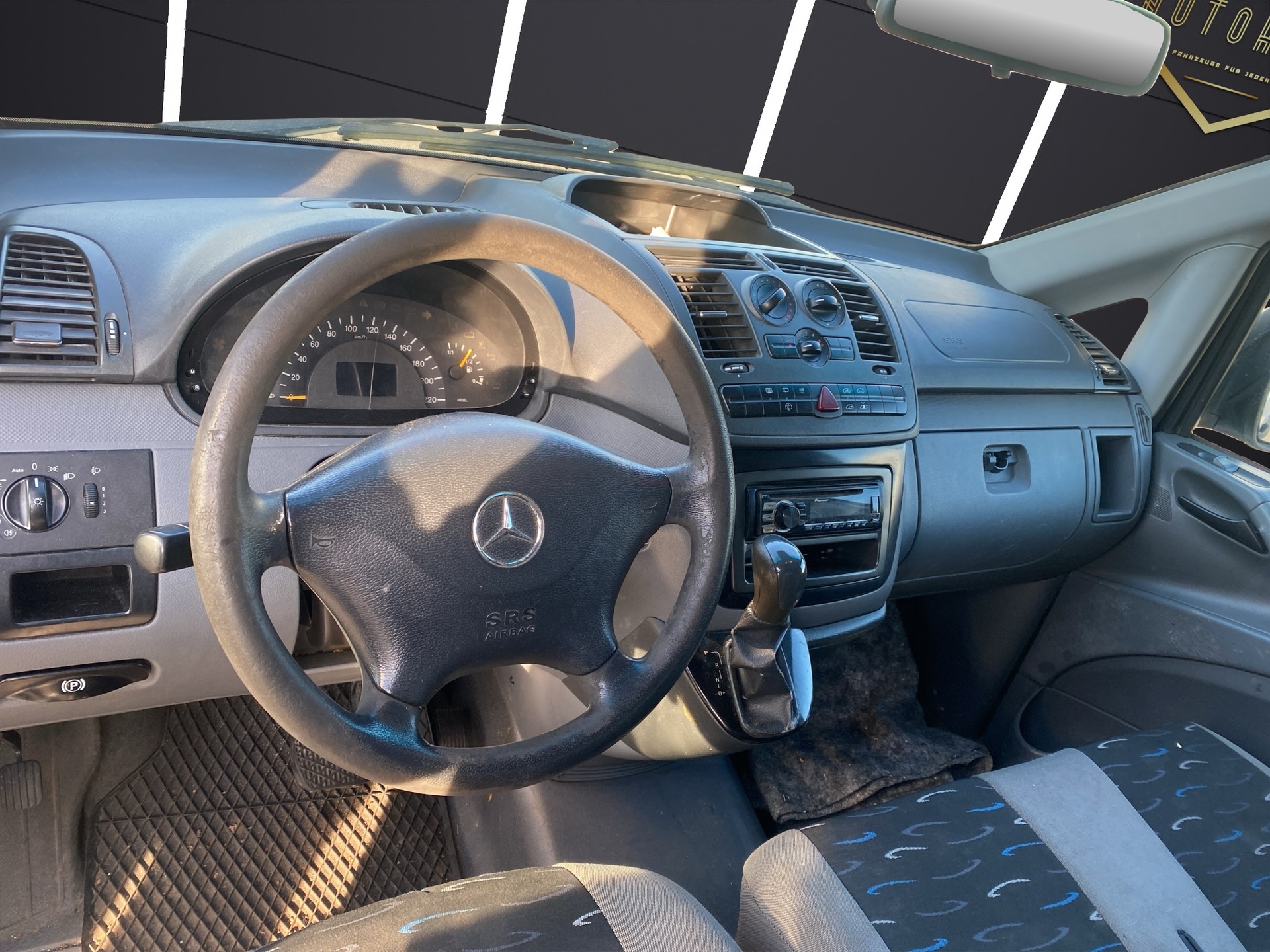 MERCEDES-BENZ Vito 111 CDI L-image-12