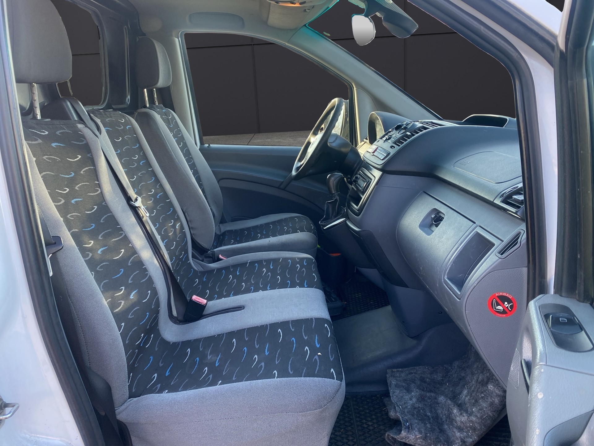 MERCEDES-BENZ Vito 111 CDI L-image-14