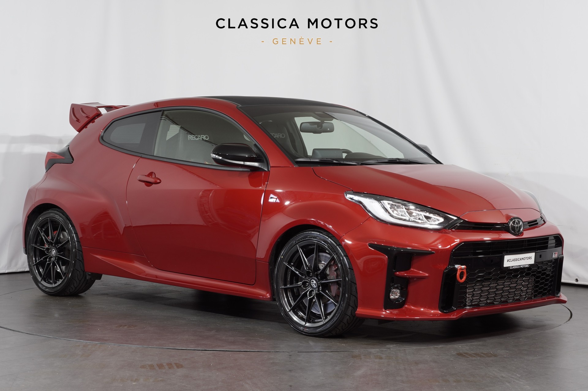 TOYOTA Yaris 1.6 GR Sport-showroom-element-1