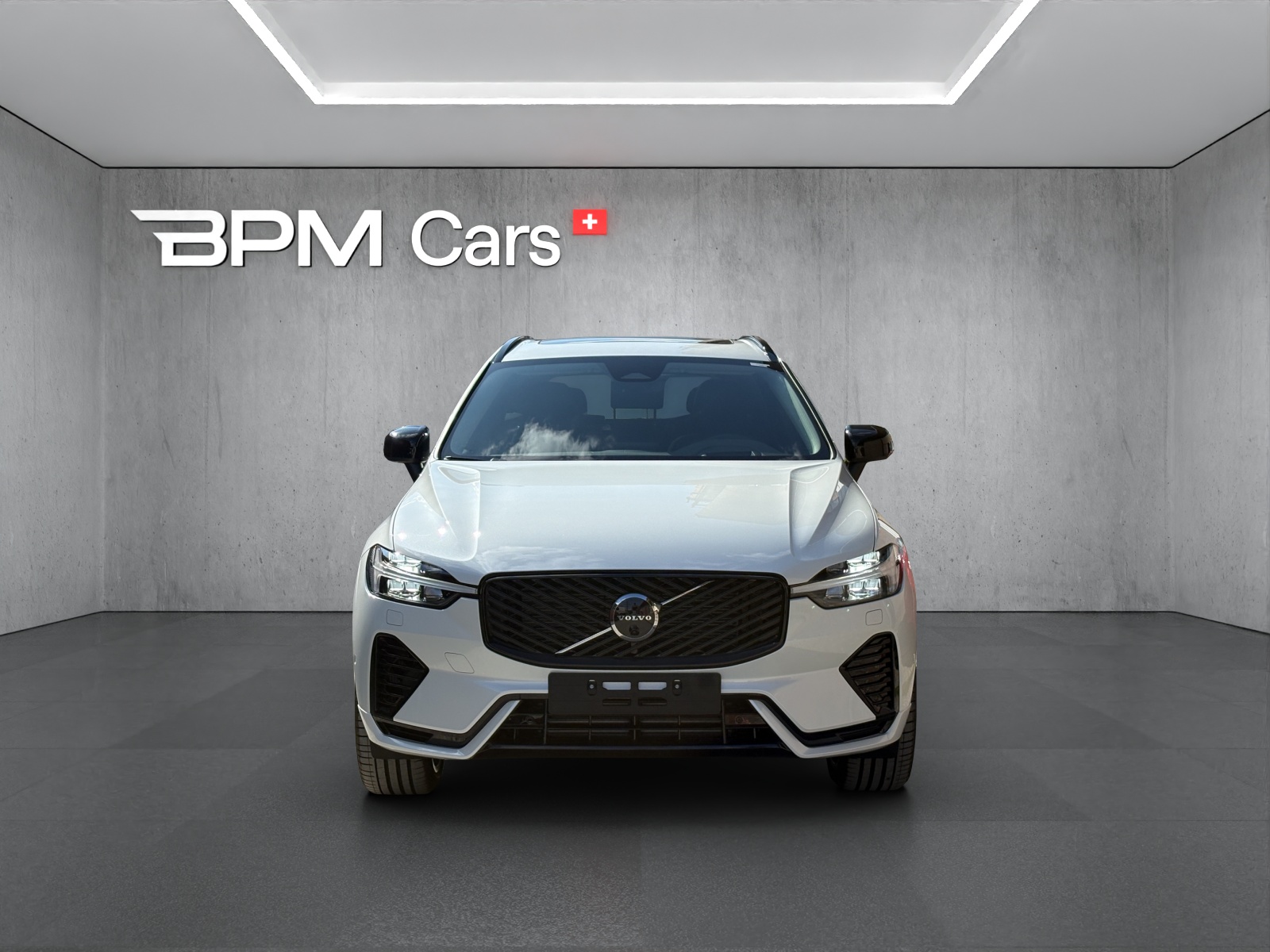 VOLVO XC60 2.0 T8 TE Ultra Dark eAWD-showroom-element-1
