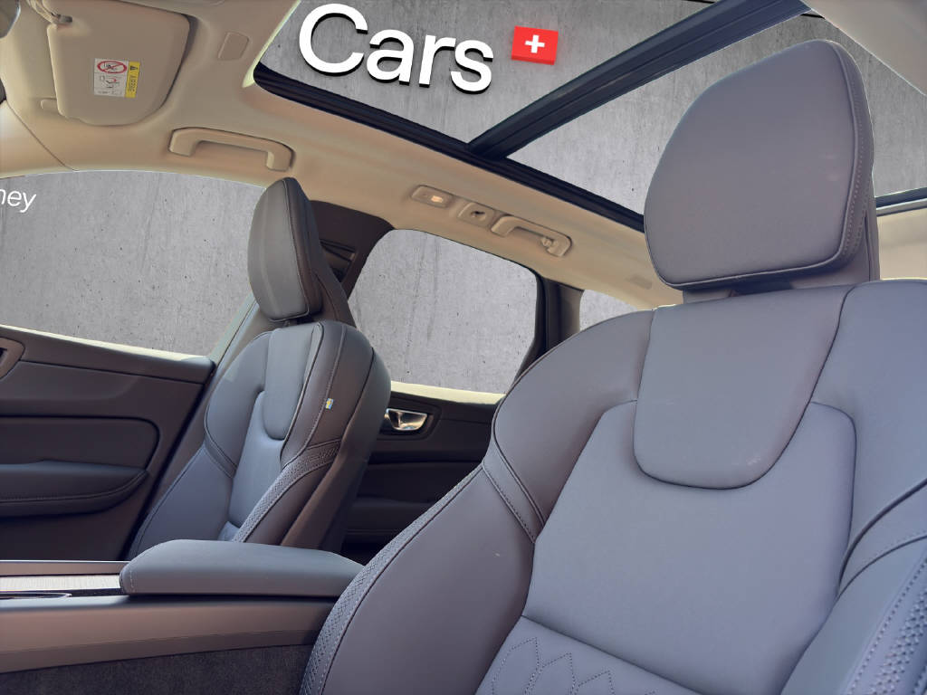 VOLVO XC60 2.0 T8 TE Ultra Dark eAWD-image-14