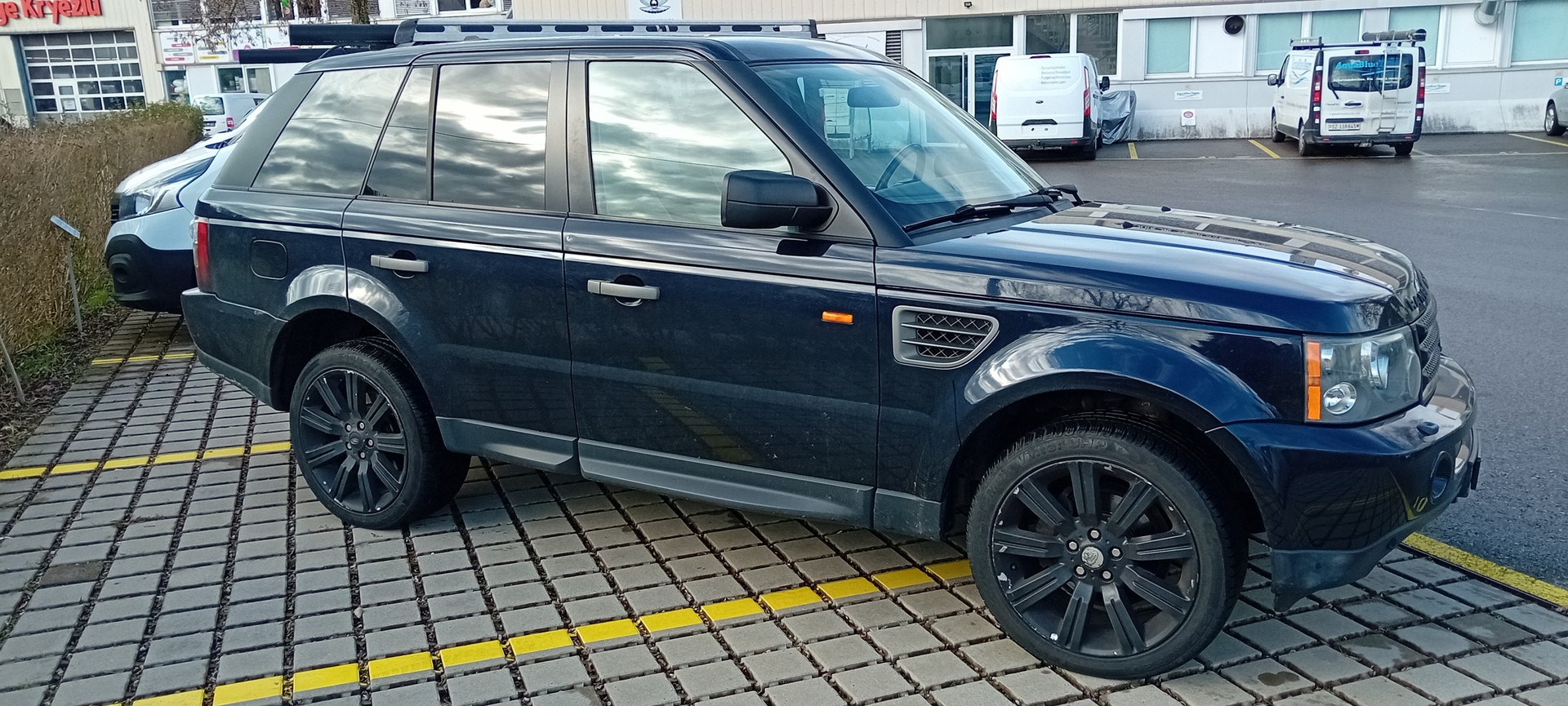 LAND ROVER Range Rover Sport 2.7 Td6 SE Automatic-image-3