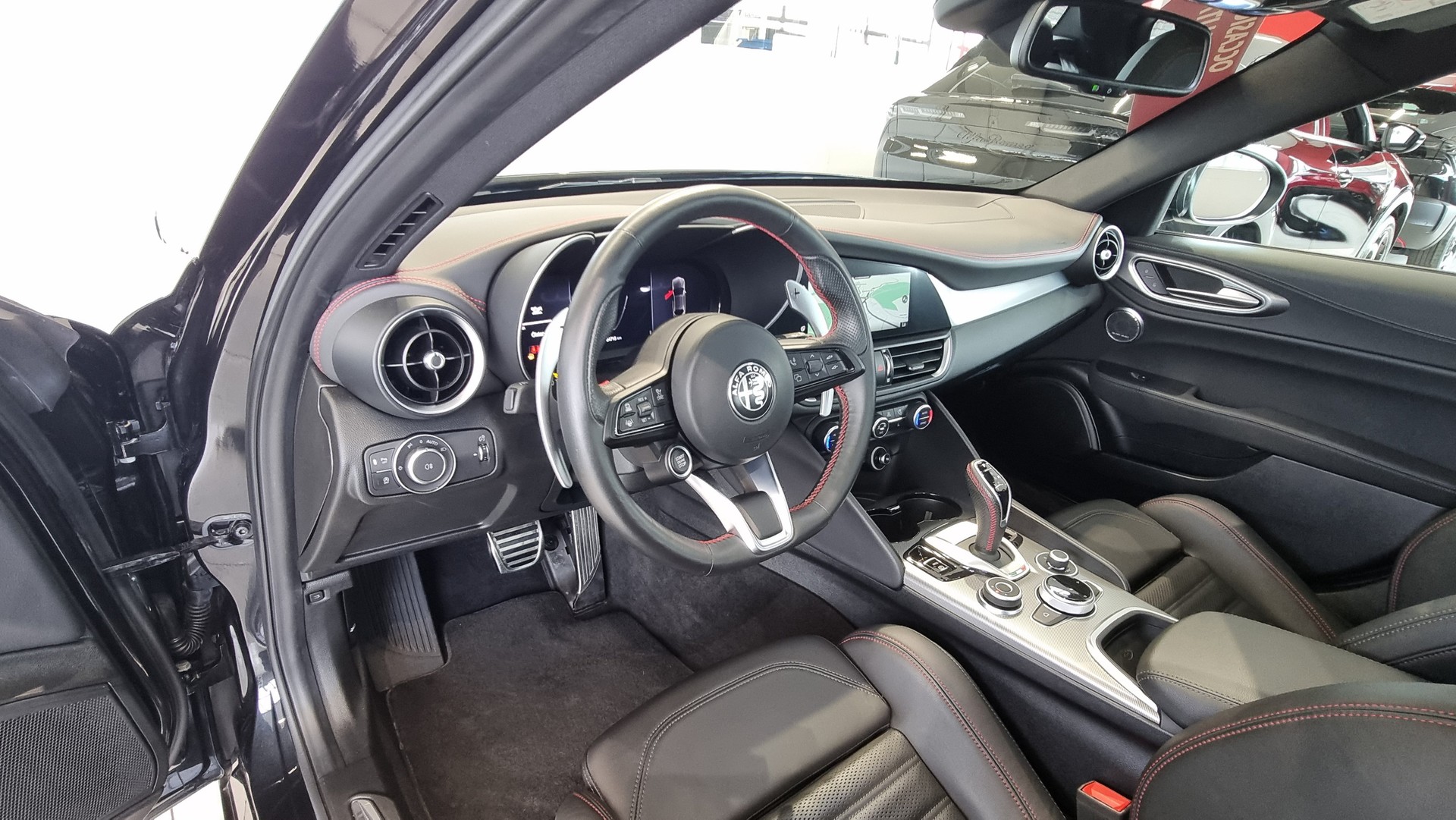 ALFA ROMEO Giulia 2.0 Q4 Competizione Sky-image-23