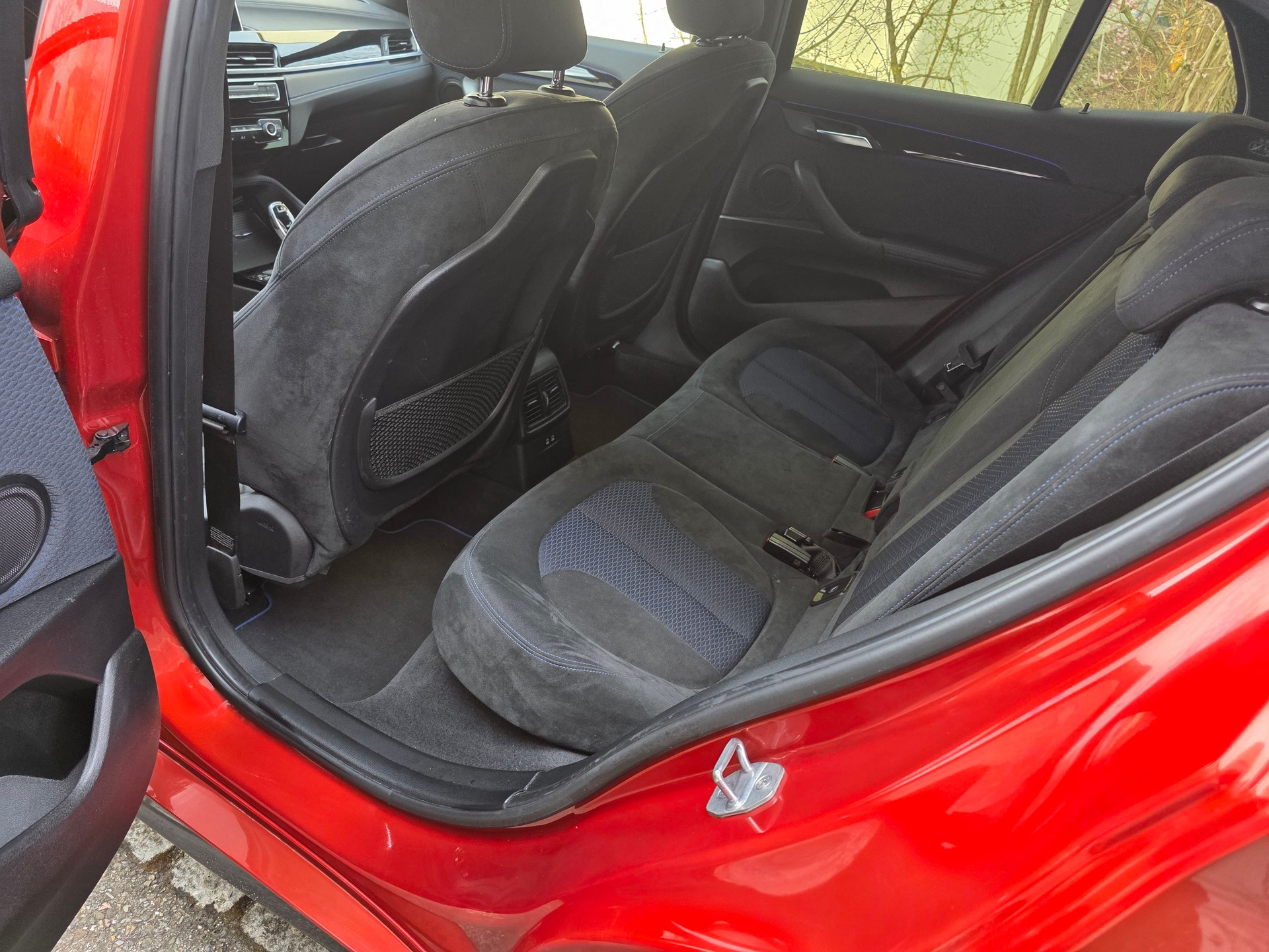 BMW X2 xDrive 20d M Sport Steptronic-image-8
