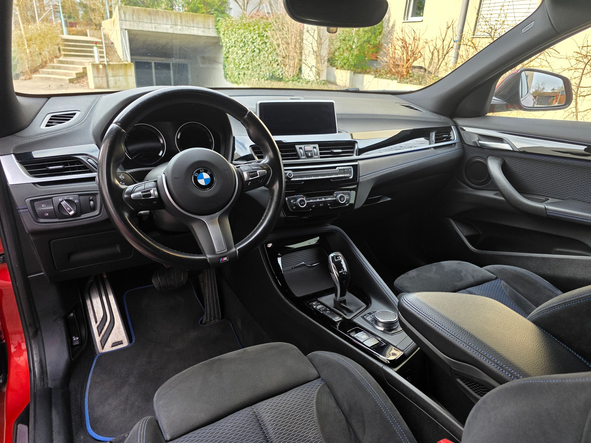 BMW X2 xDrive 20d M Sport Steptronic-image-9