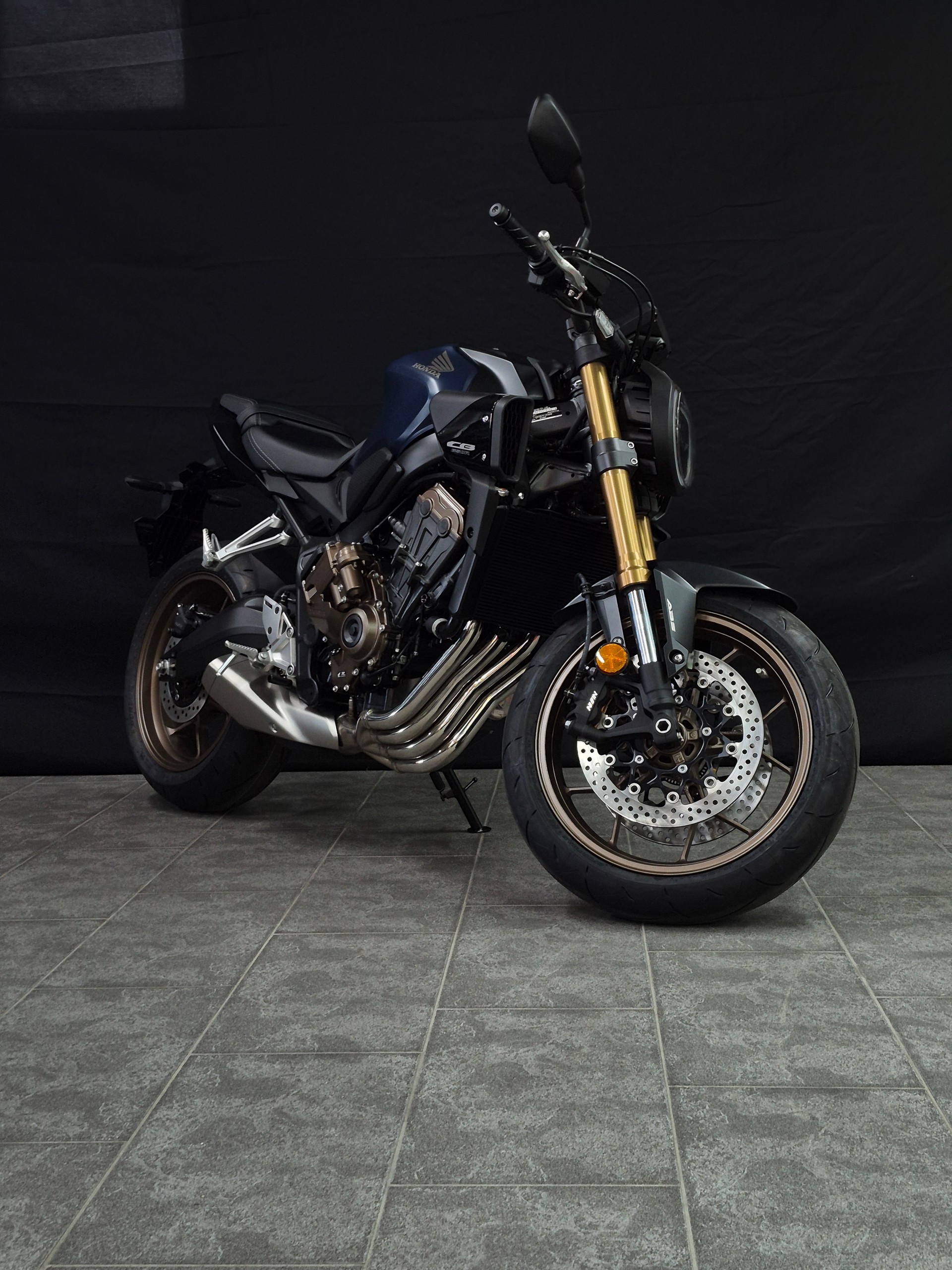 HONDA CB 650 R E-Clutch-image-5