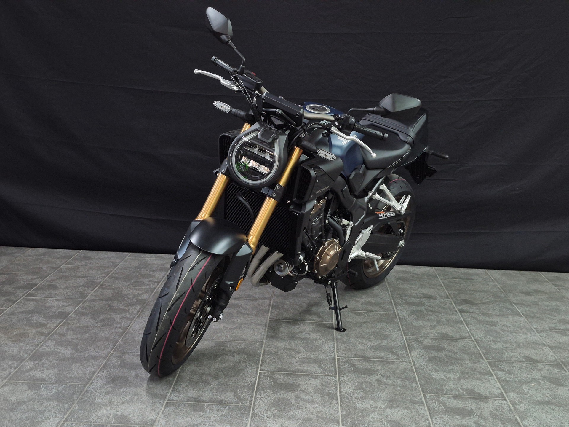 HONDA CB 650 R E-Clutch-image-11