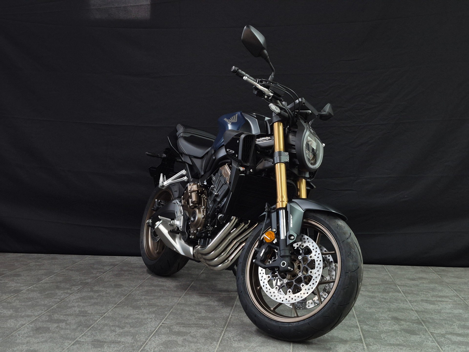 HONDA CB 650 R E-Clutch-image-4
