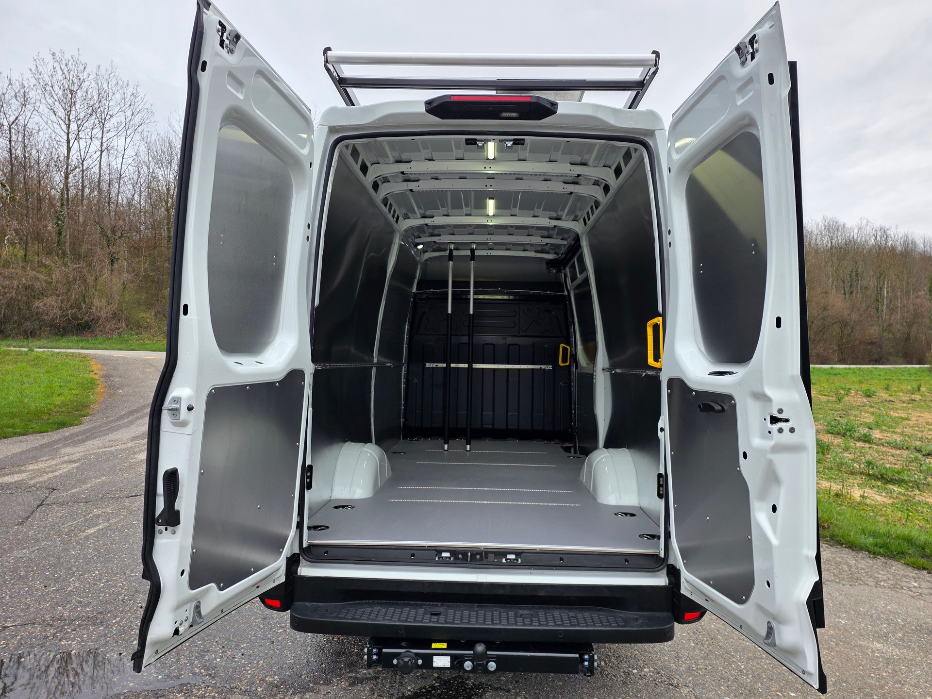 IVECO 35 S 18H V-image-8