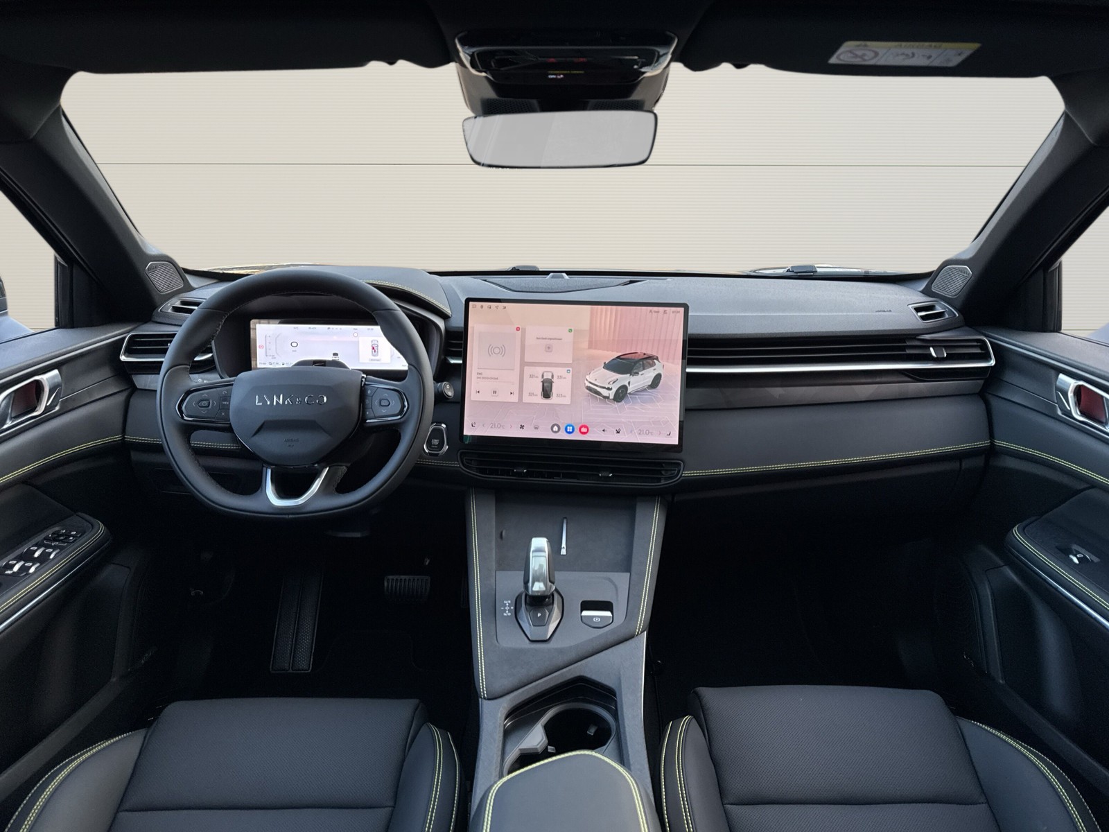 LYNK & CO 01 1.5 PHEV More-image-10