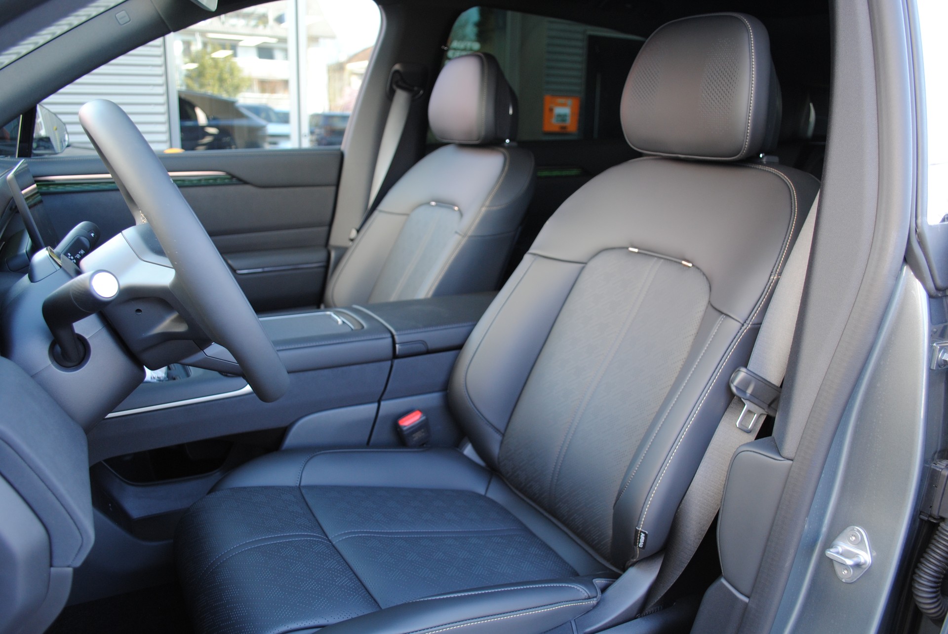 ZEEKR 7X 100kWh Privilege AWD inkl. Comfort und Cockpit Paket-image-9