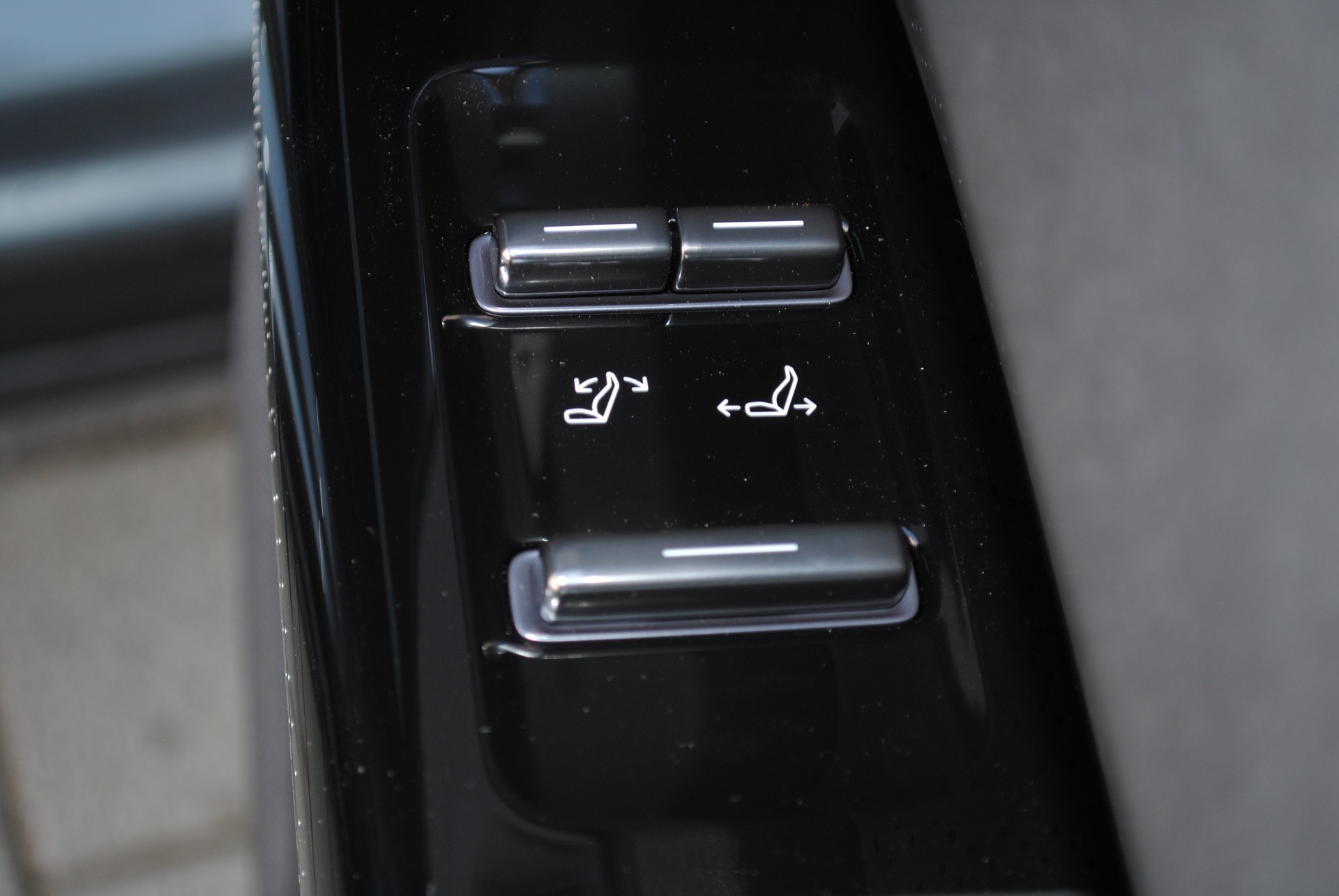 ZEEKR 7X 100kWh Privilege AWD inkl. Comfort und Cockpit Paket-image-20
