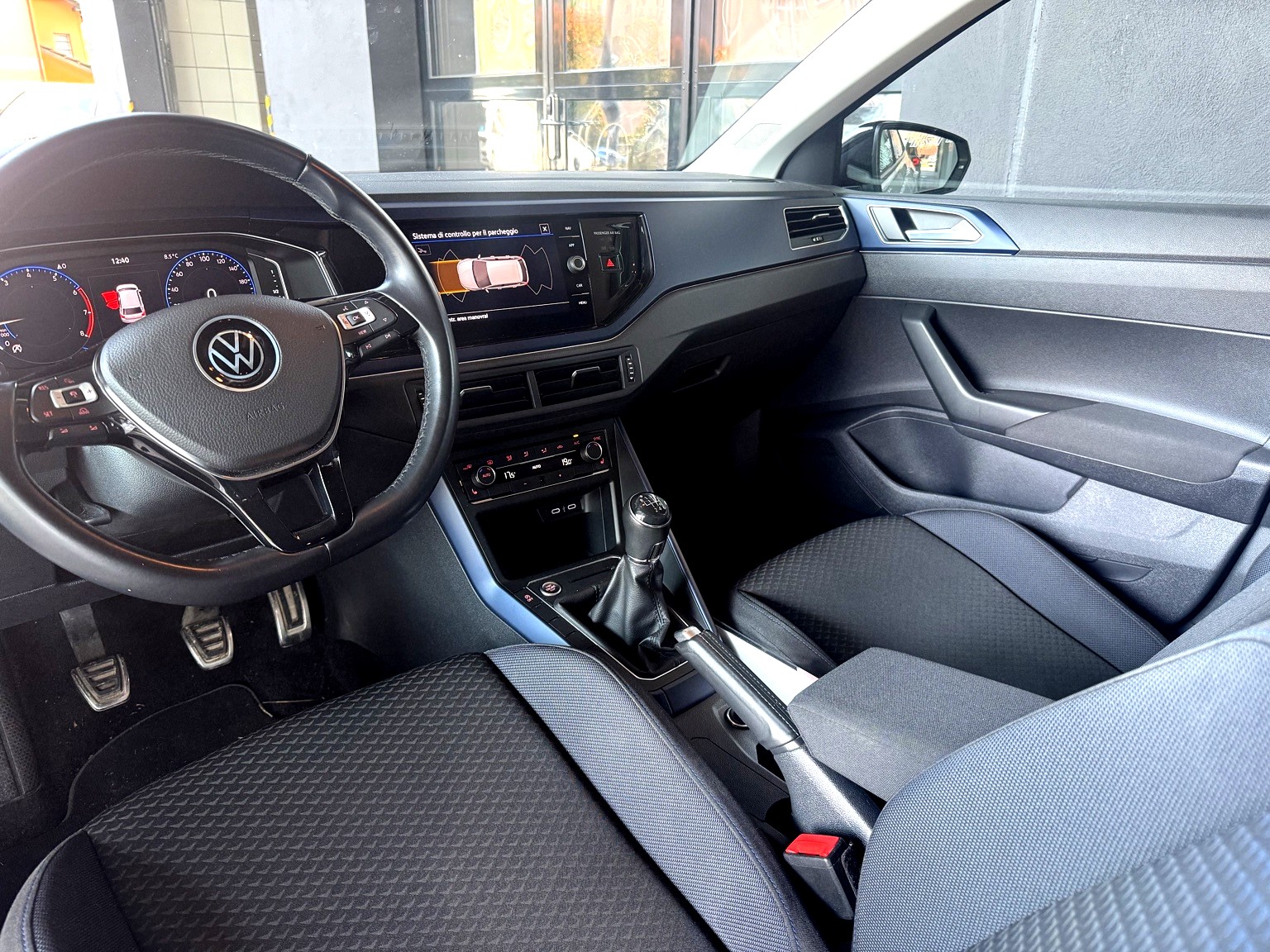 VW Polo 1.0 BMT United-image-10
