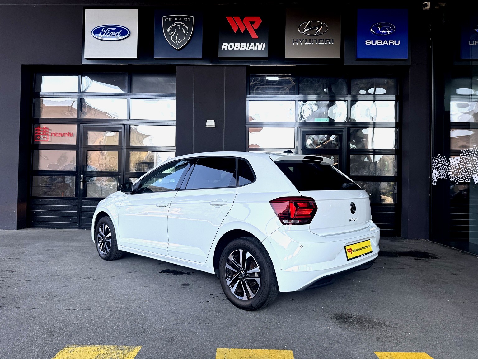 VW Polo 1.0 BMT United-showroom-element-2