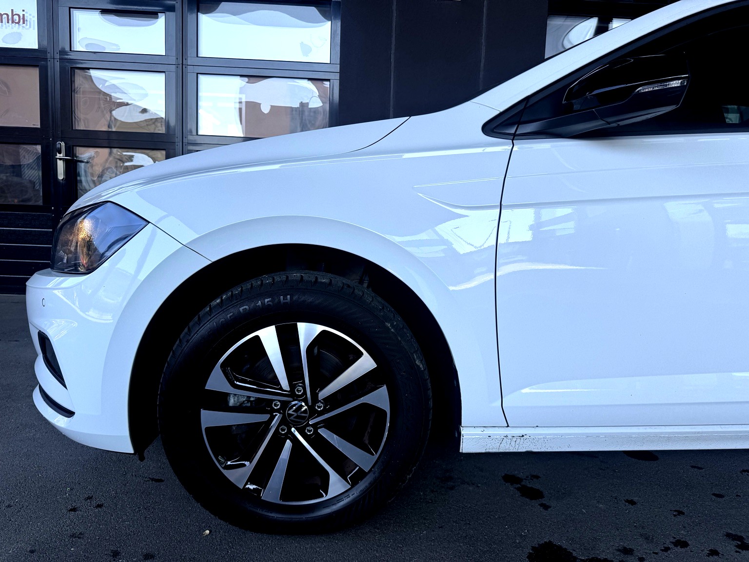 VW Polo 1.0 BMT United-image-6