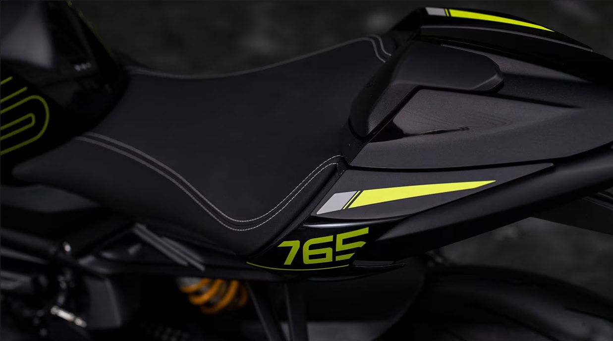 TRIUMPH Street Triple 765 RS-image-2