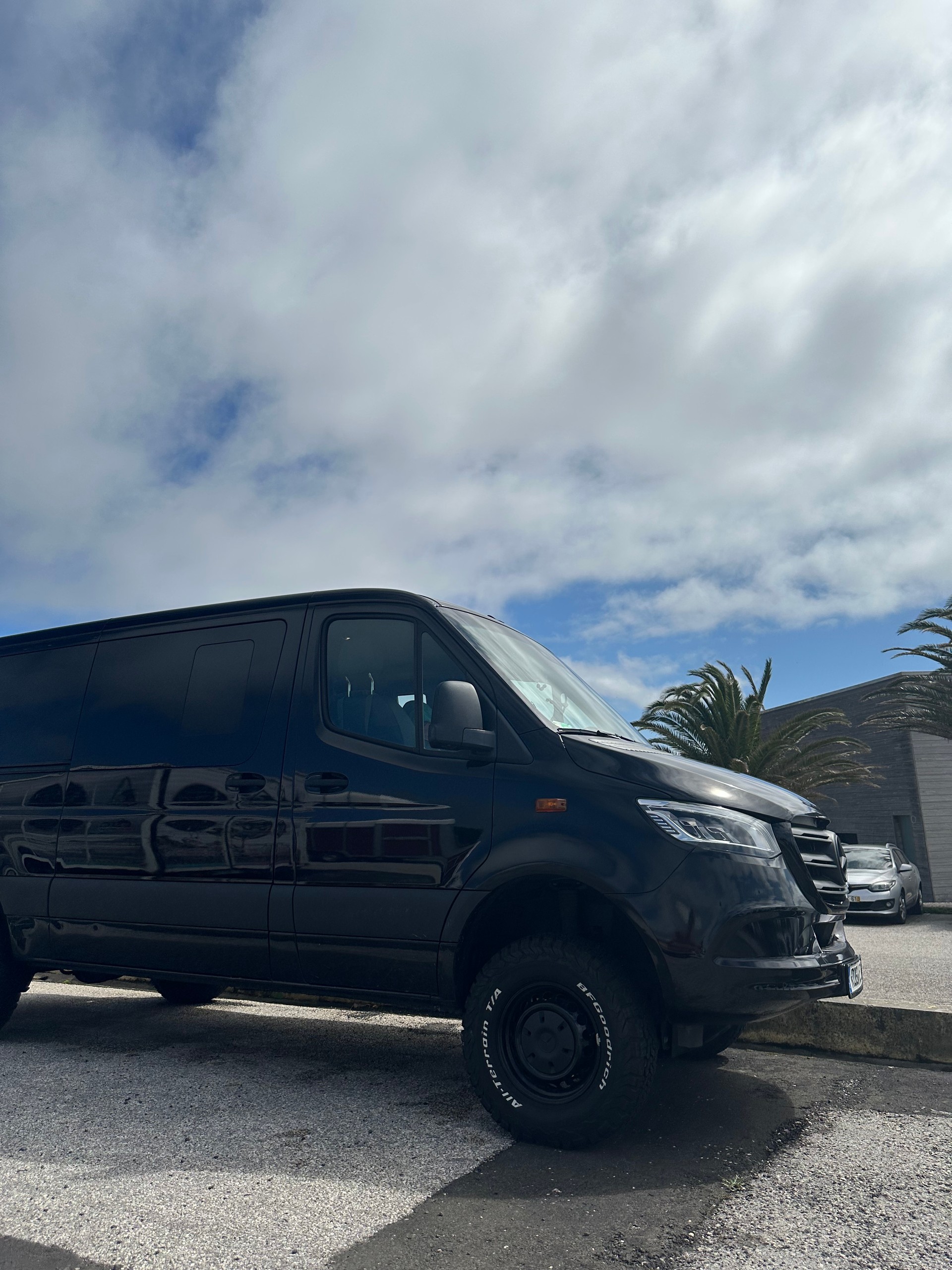MERCEDES-BENZ Sprinter 319 CDI Standard 9G-TRONIC 4X4-image-1