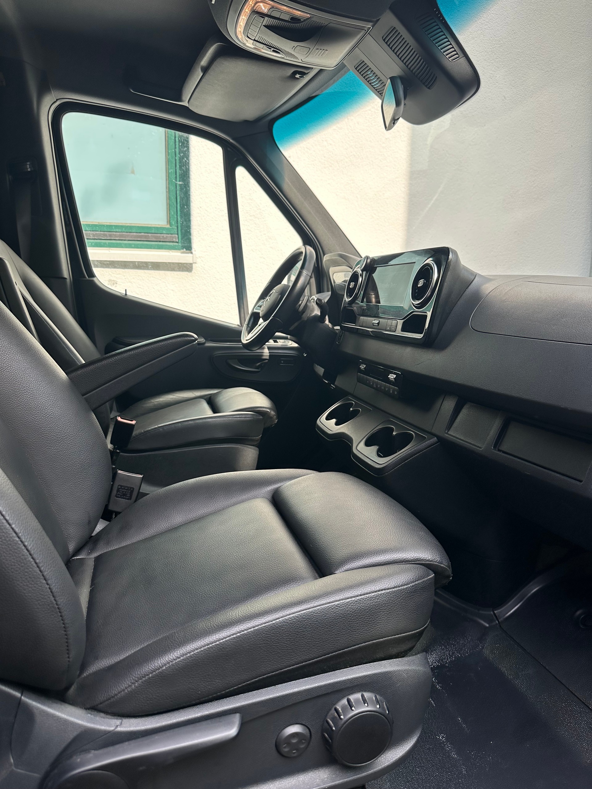 MERCEDES-BENZ Sprinter 319 CDI Standard 9G-TRONIC 4X4 Letzter Preis !!!-image-12