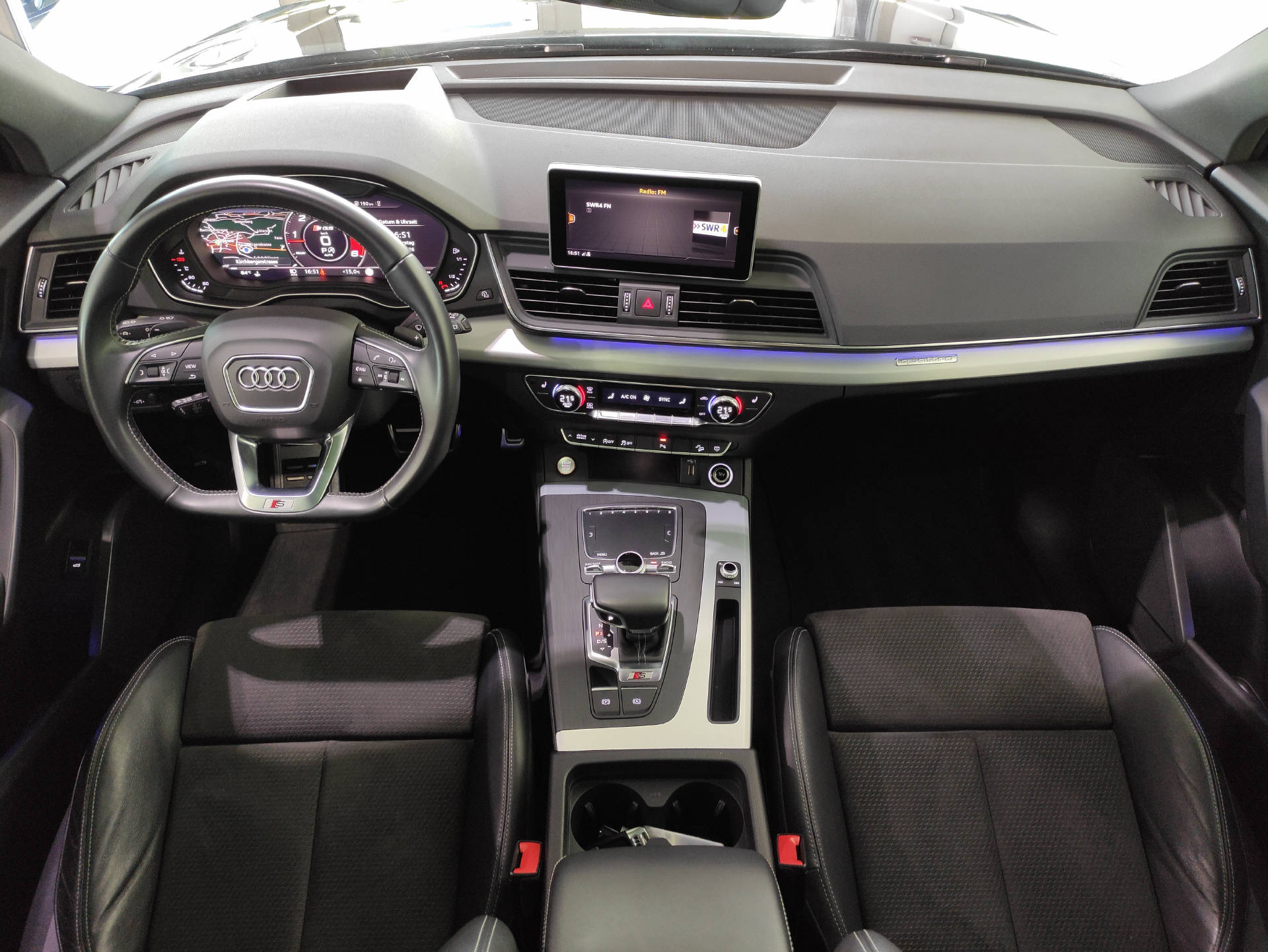 AUDI SQ5 3.0 V6 TDI quattro T-Tronic-image-12
