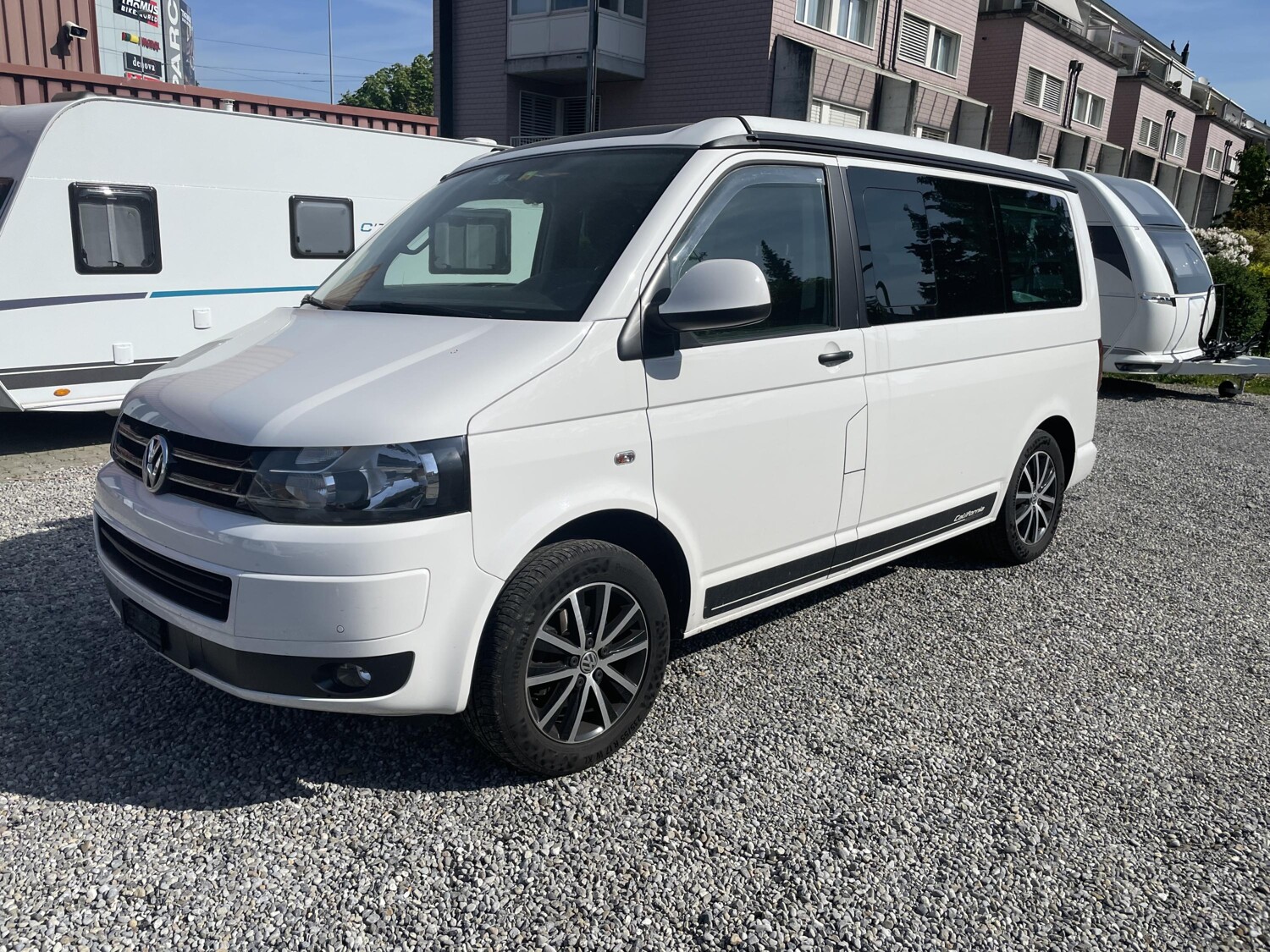 VW T5 California 2.0 TDI Beach DSG-image-5