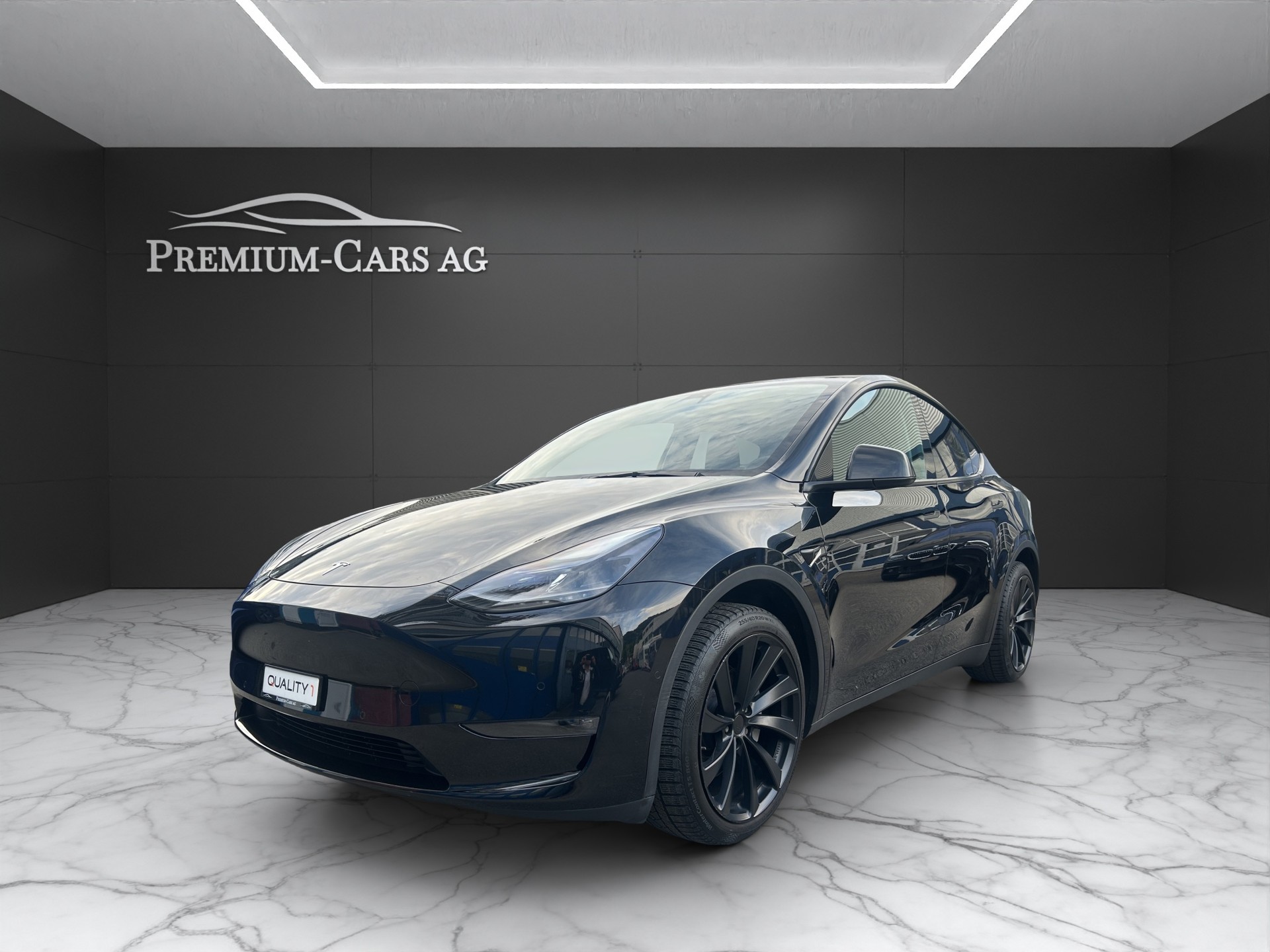 TESLA Model Y Long Range Dual Motor AWD Autopilot 3-image-1