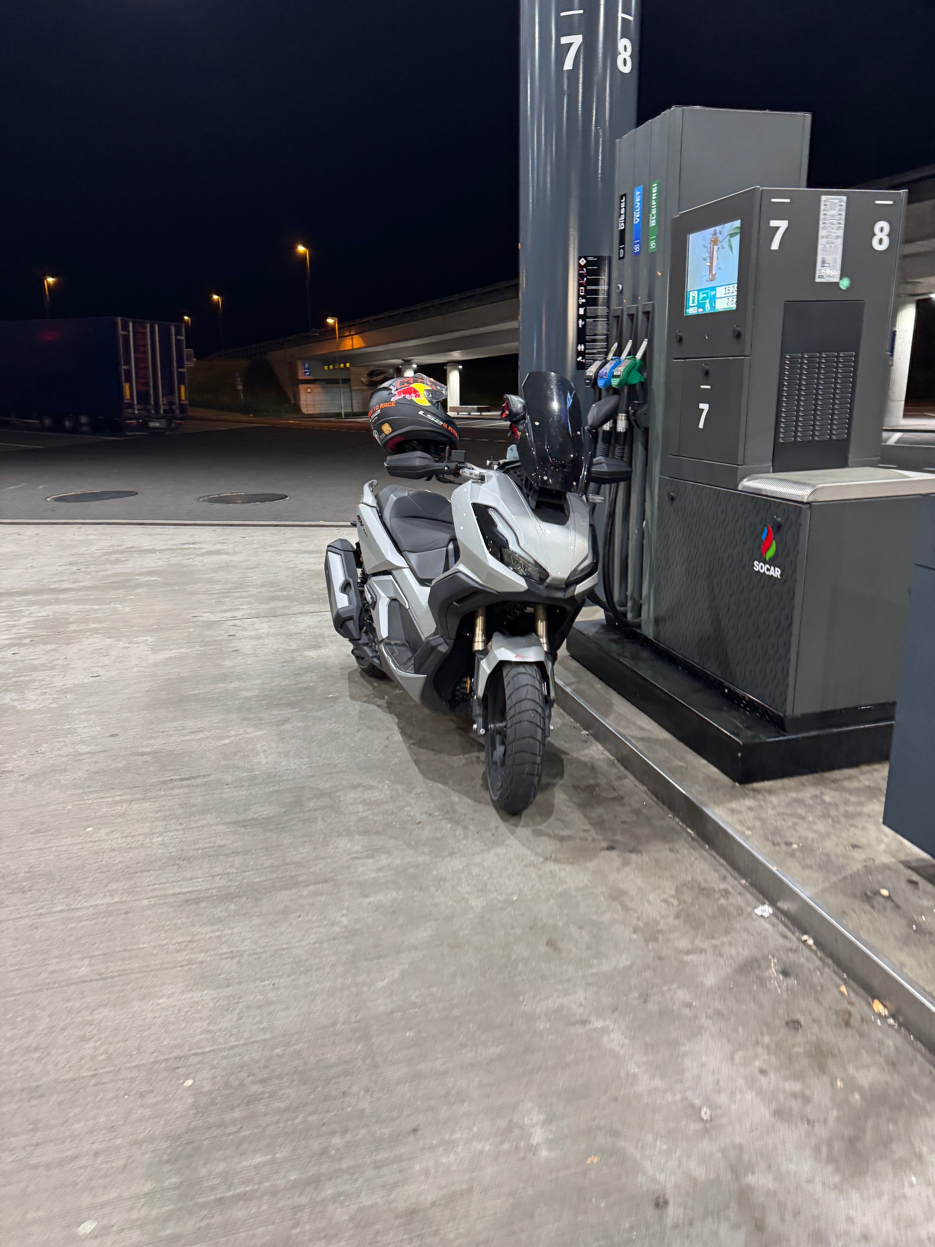 HONDA ADV 350-image-2