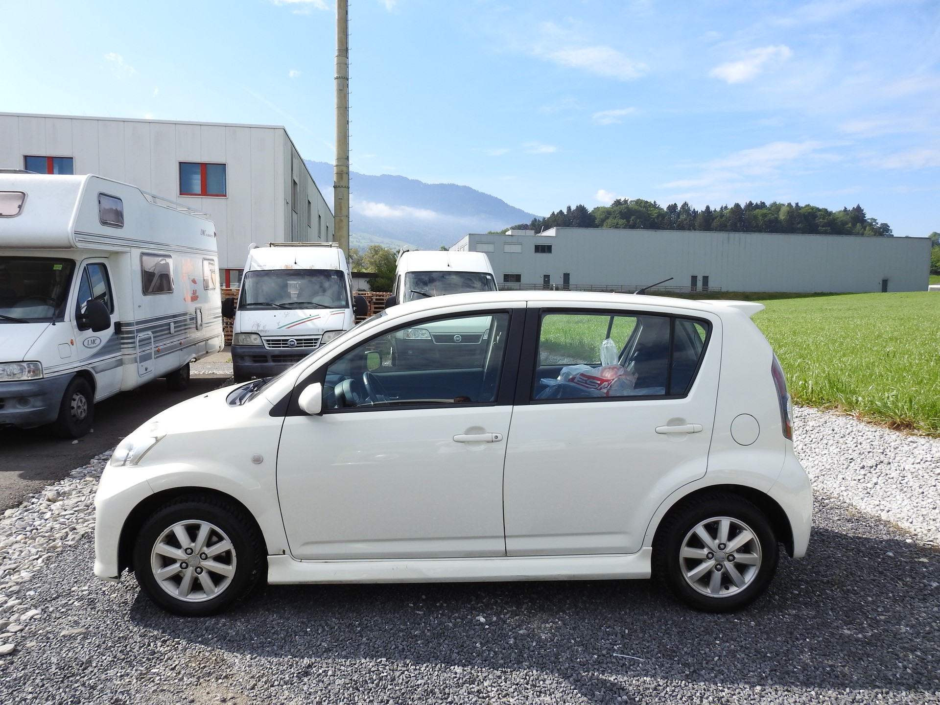 DAIHATSU Sirion 1.3 eco-4WD Automatic-showroom-element-2