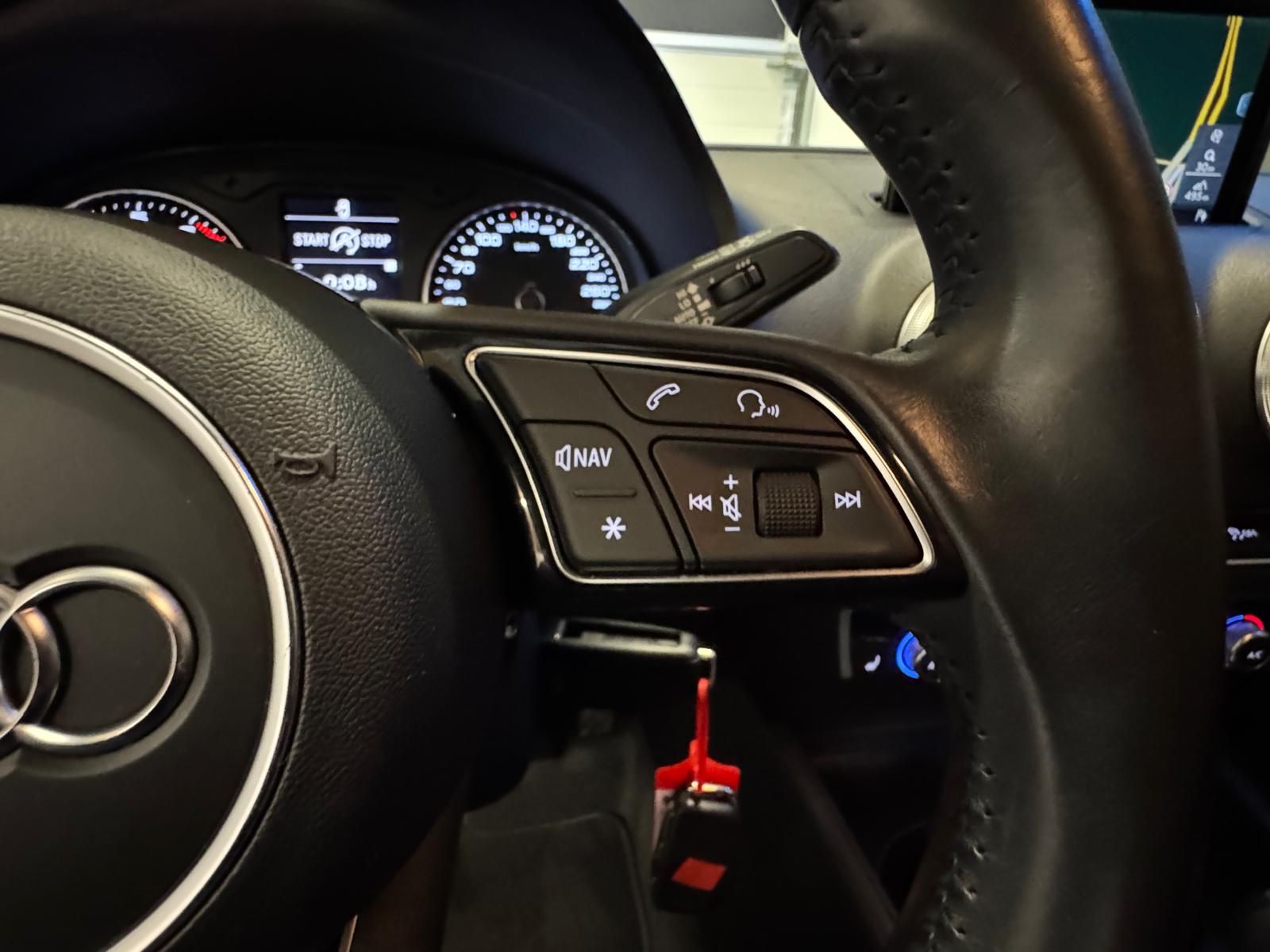 AUDI A3 Sportback 2.0 TFSI quattro S-tronic-image-18