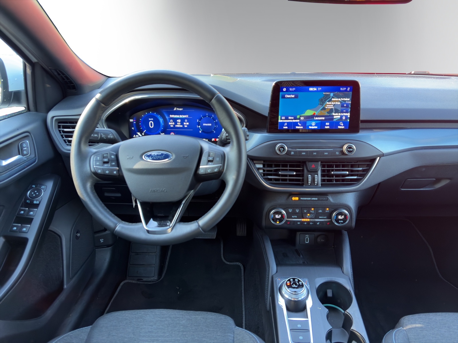 FORD Focus 1.0 SCTi Aut Act. X-image-9