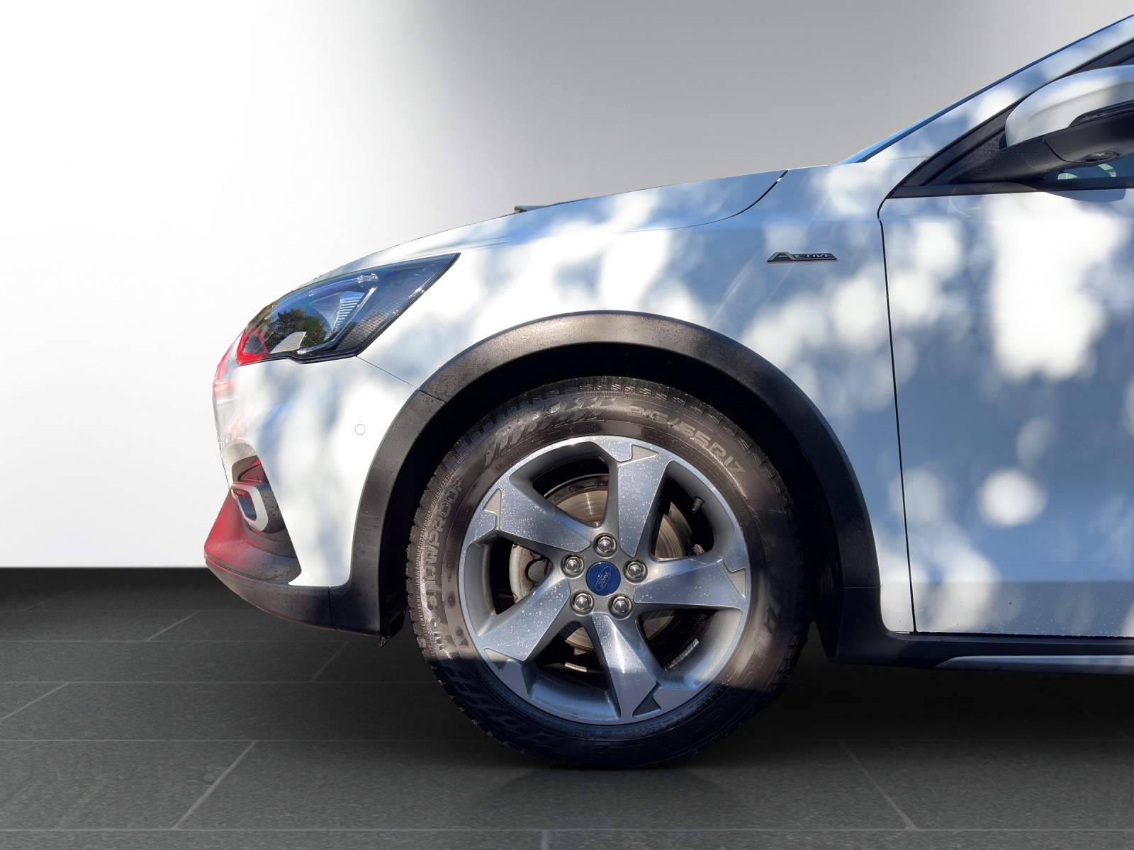 FORD Focus 1.0 SCTi Aut Act. X-showroom-element-3