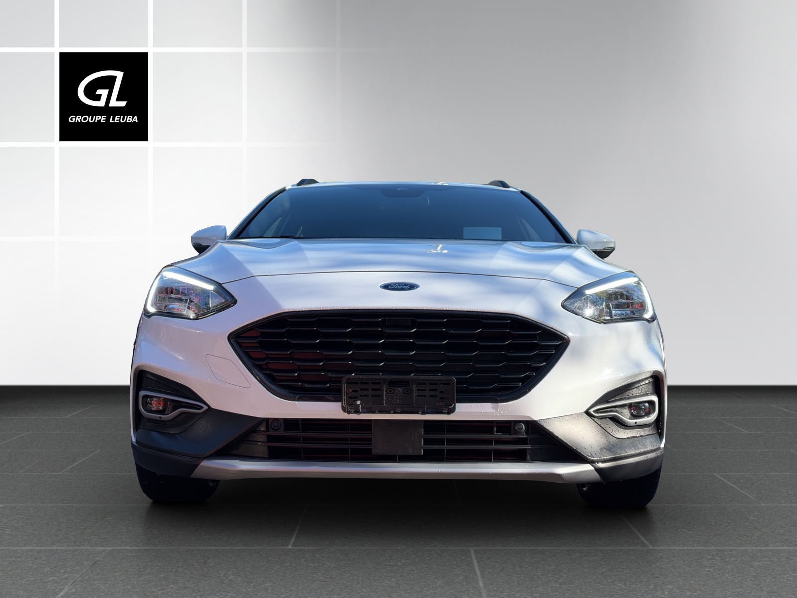 FORD Focus 1.0 SCTi Aut Act. X-showroom-element-1