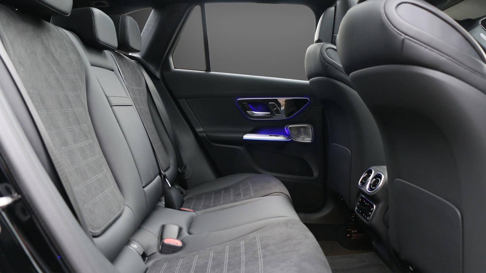 MERCEDES-BENZ GLC 200 4Matic 9G-Tronic-image-9