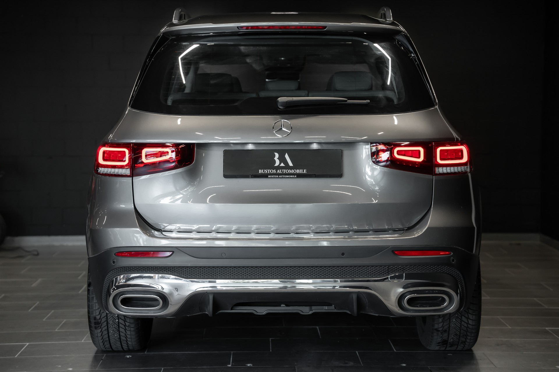 MERCEDES-BENZ GLB 200 d AMG Line 8G-Tronic / Sitzheizung / Anhängerkupplung / Super Ausstattung-image-7