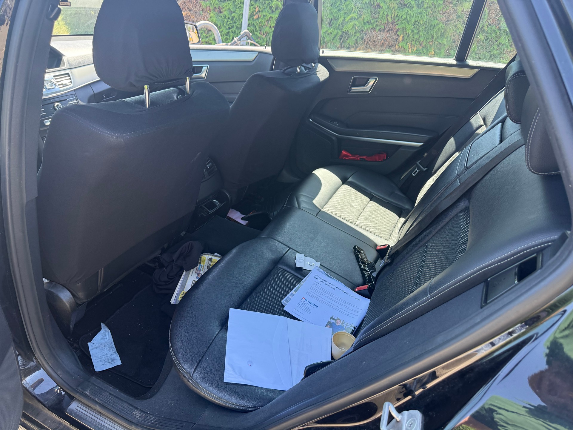MERCEDES-BENZ E 220 BlueTEC 4Matic 7G-Tronic-image-8