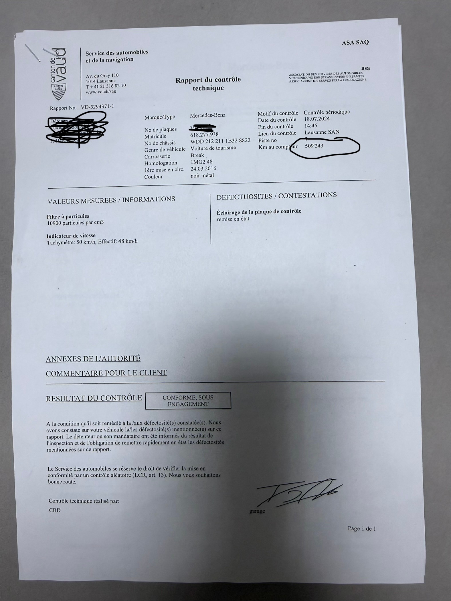 MERCEDES-BENZ E 220 BlueTEC 4Matic 7G-Tronic-image-12