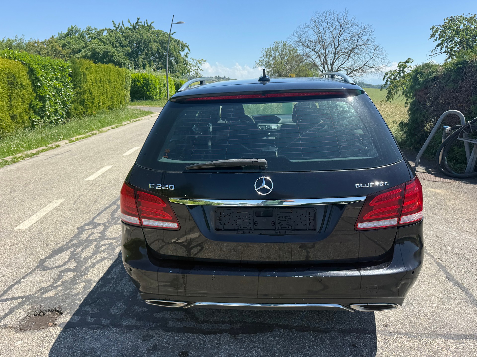MERCEDES-BENZ E 220 BlueTEC 4Matic 7G-Tronic-image-3