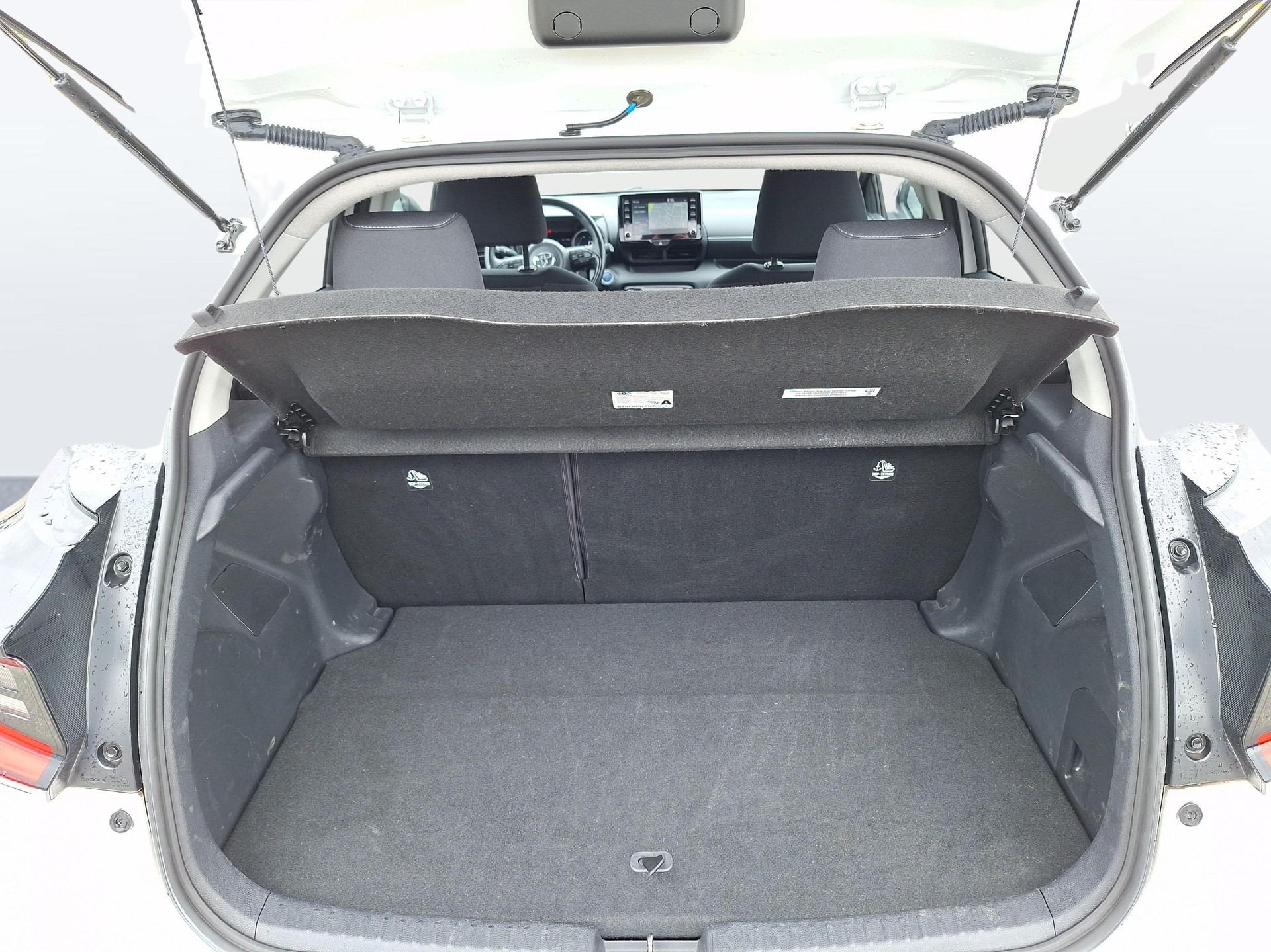 TOYOTA Yaris 1.5 VVT-i HSD Trend-image-10