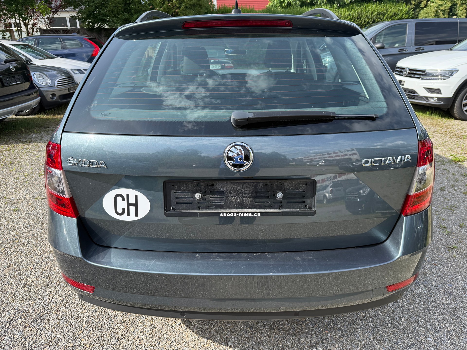 SKODA Octavia Combi 2.0 TDI Ambition 4x4 DSG-image-18