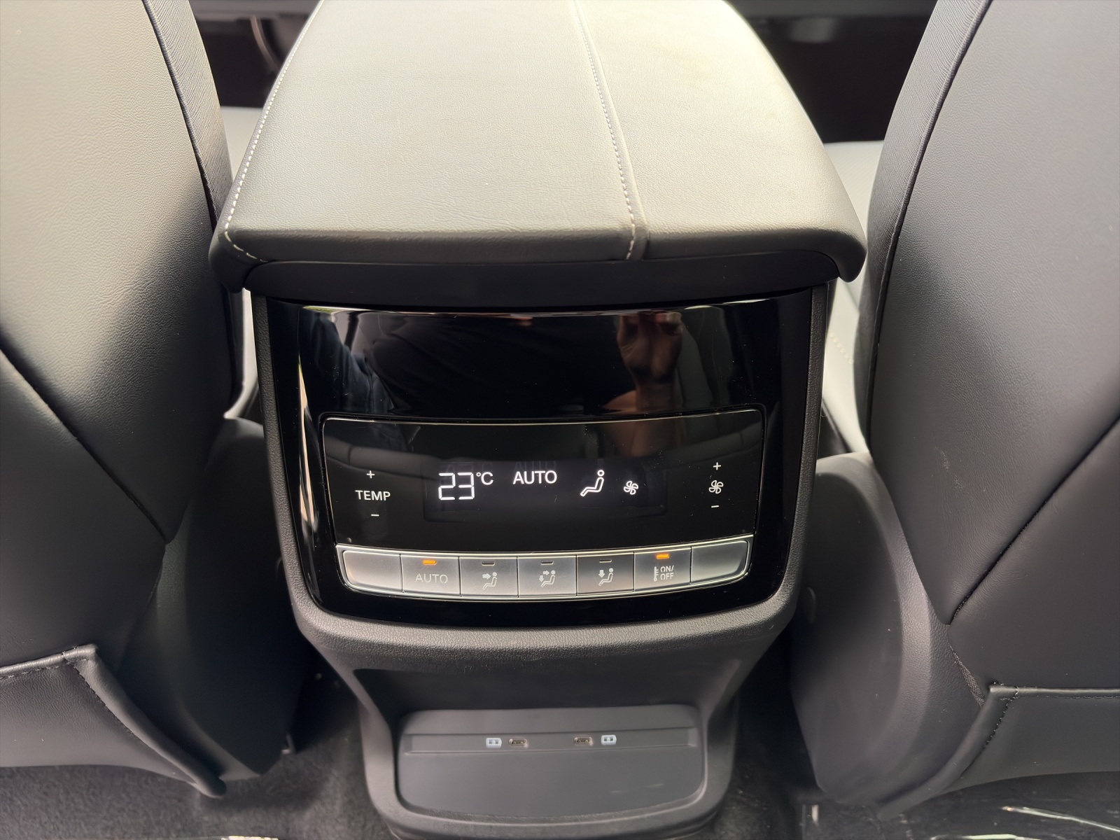 MG S9 1.5 PHEV Premium-image-8
