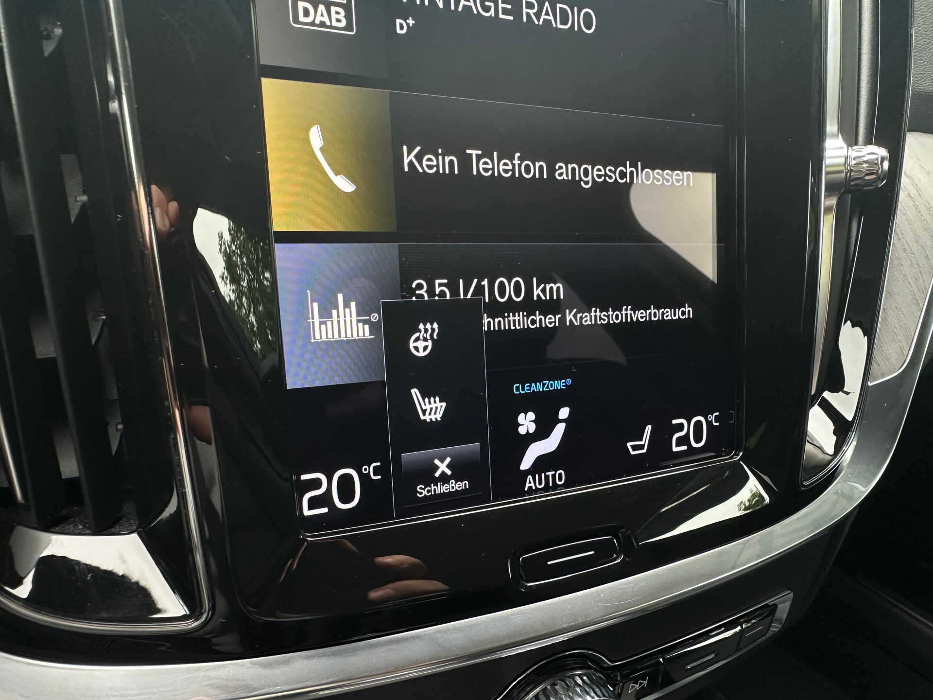 VOLVO V60 T6 eAWD Twin Engine Inscription Geartronic-image-11