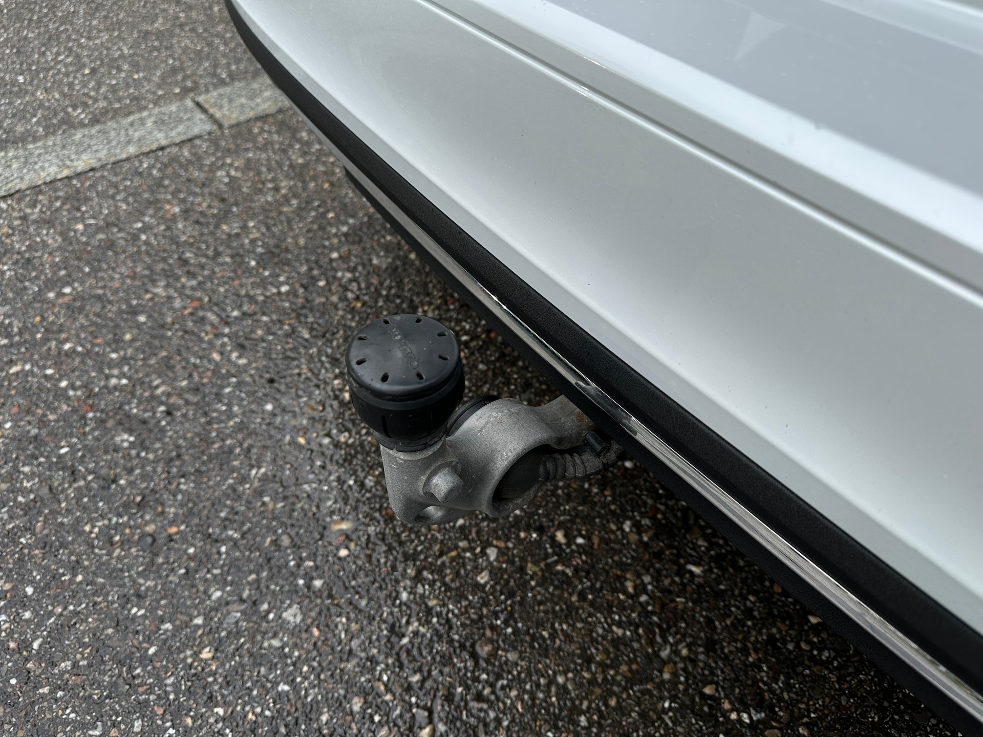 VOLVO V60 T6 eAWD Twin Engine Inscription Geartronic-image-19