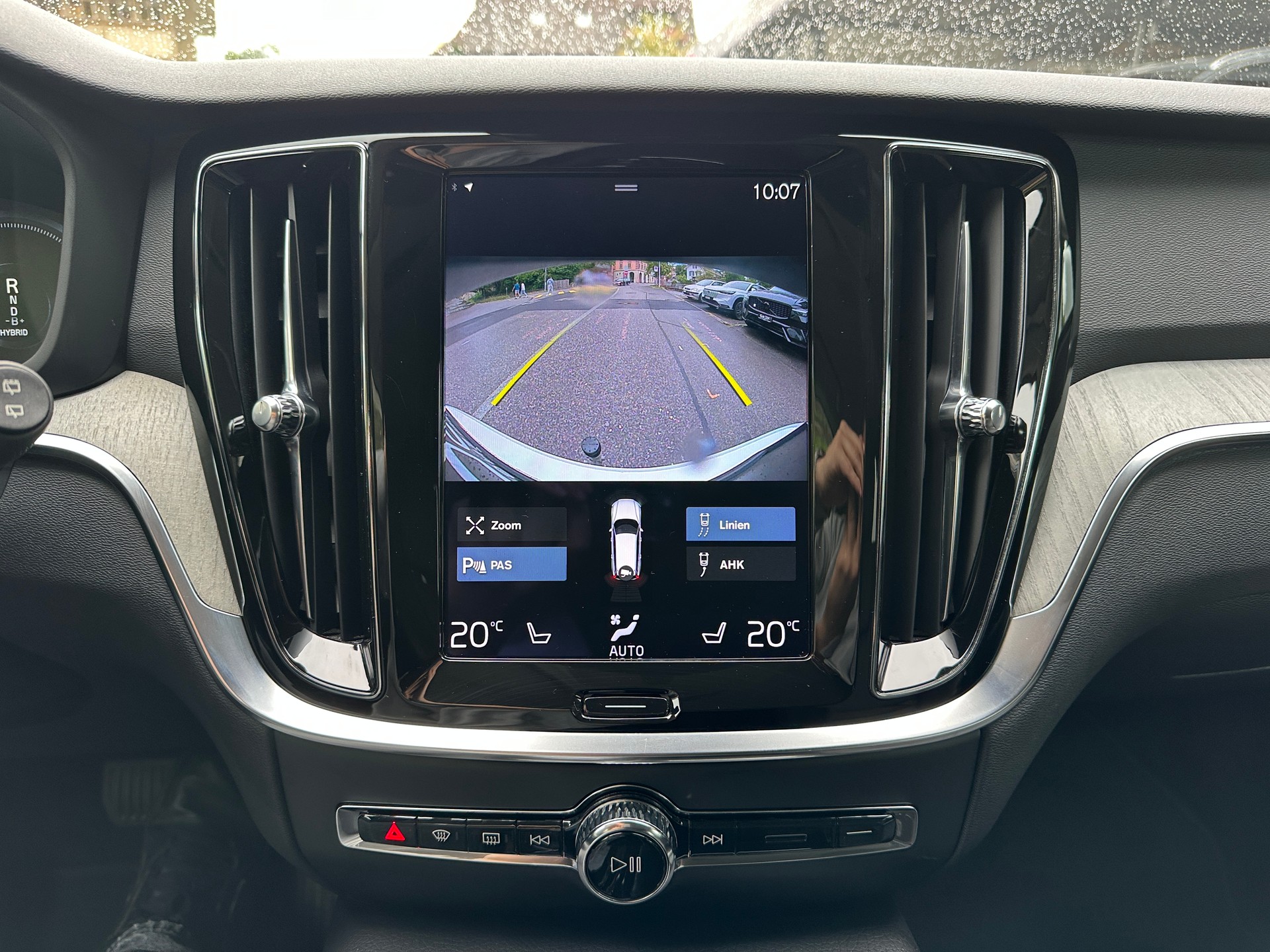 VOLVO V60 T6 eAWD Twin Engine Inscription Geartronic-image-10