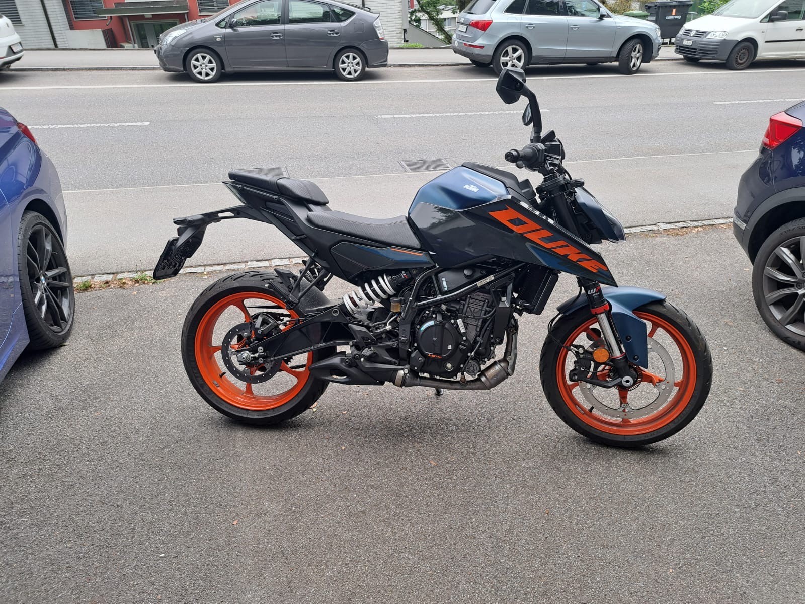 KTM 125 Duke-image-0