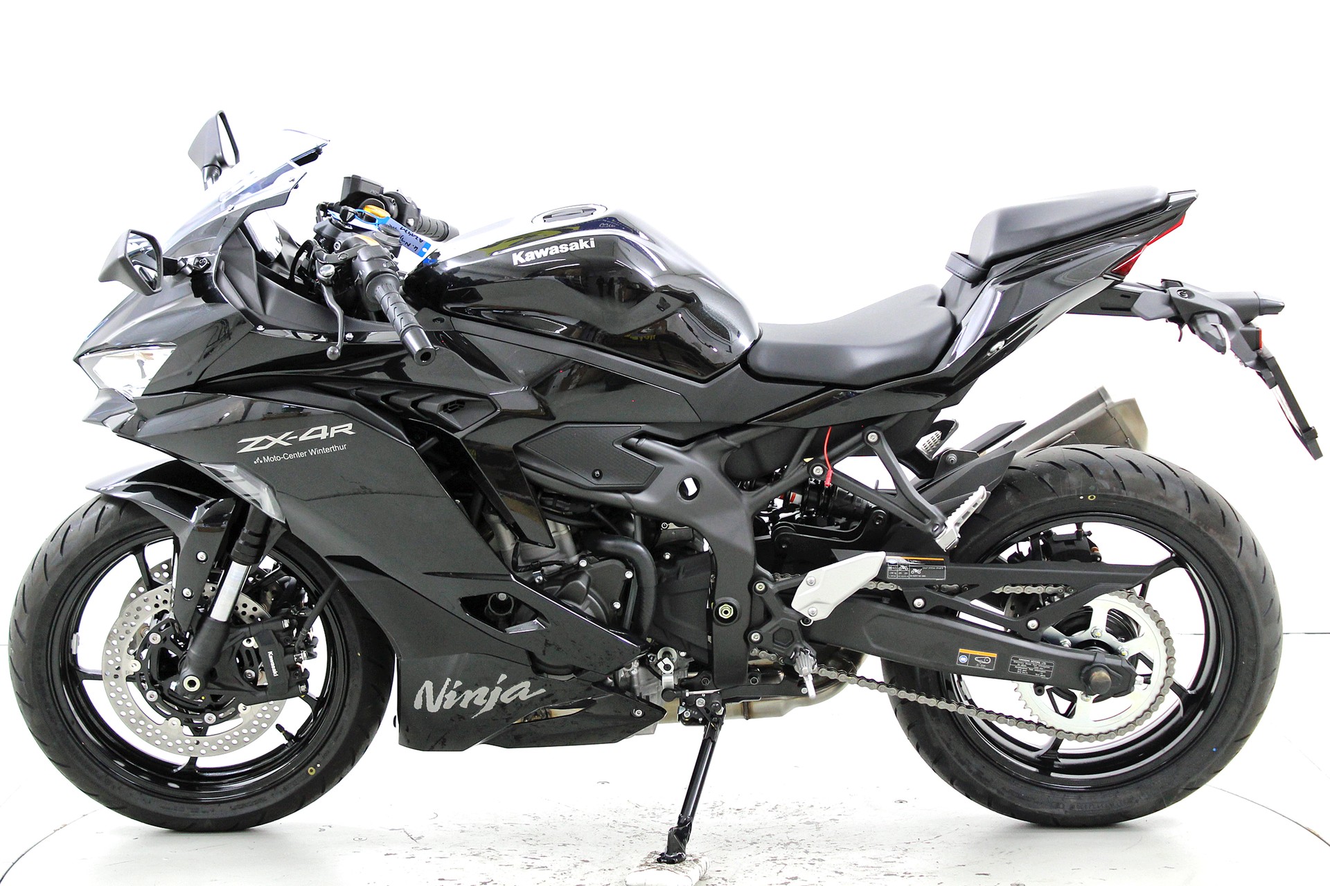 KAWASAKI Ninja ZX-4R-image-4
