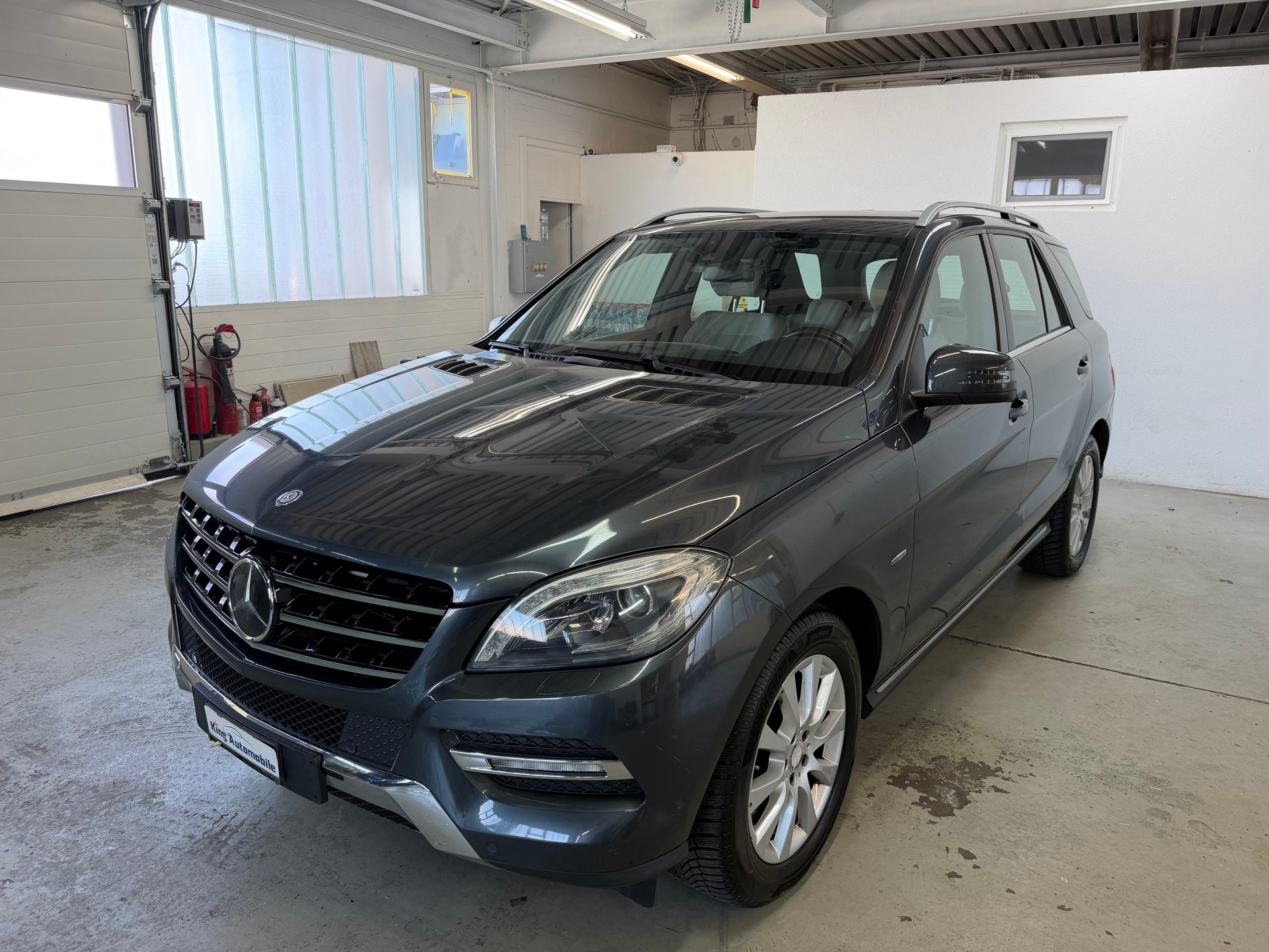 MERCEDES-BENZ ML 350 BlueEfficiency Edition 4Matic 7G-Tronic | Ab MFK 07.2025 | Airmatic | Assistenz Paket-showroom-element-1